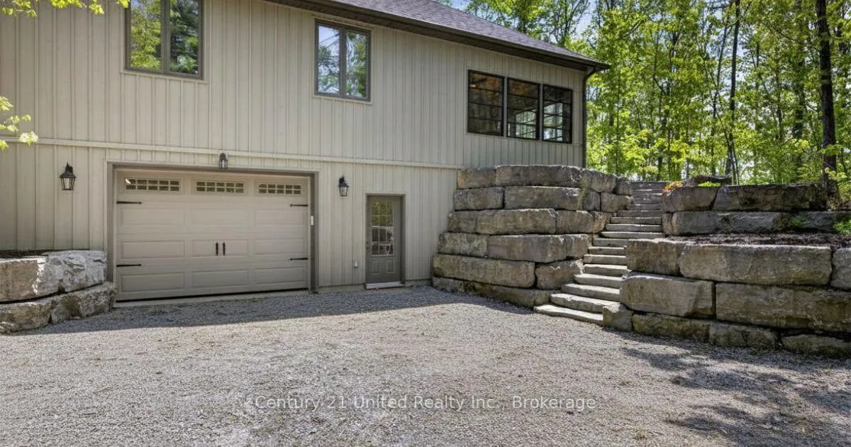 Photo 3 of 54 Mitchell Crescent, Trent Lakes — HOMEH