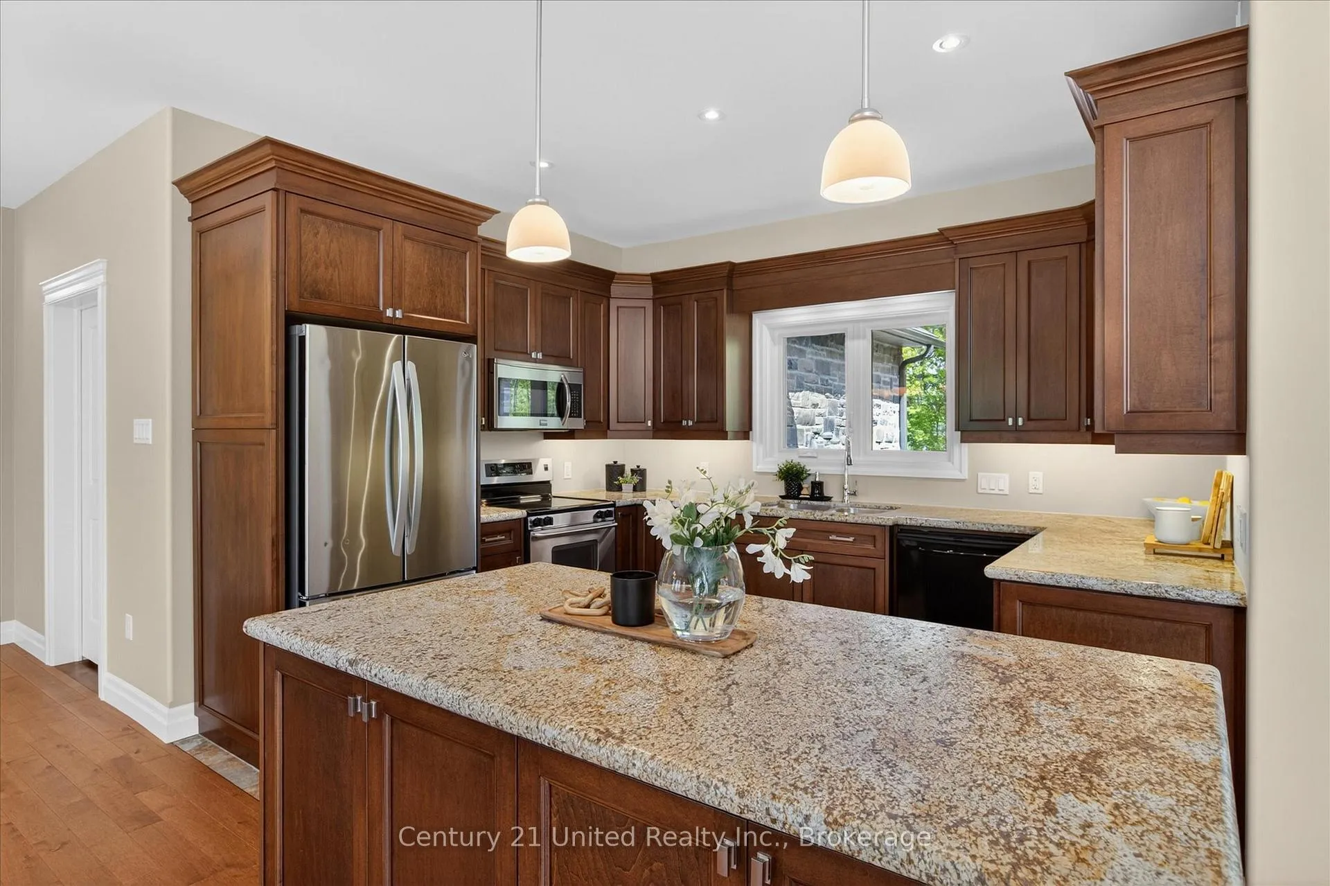 Photo 11 of 54 Mitchell Crescent, Trent Lakes — HOMEH