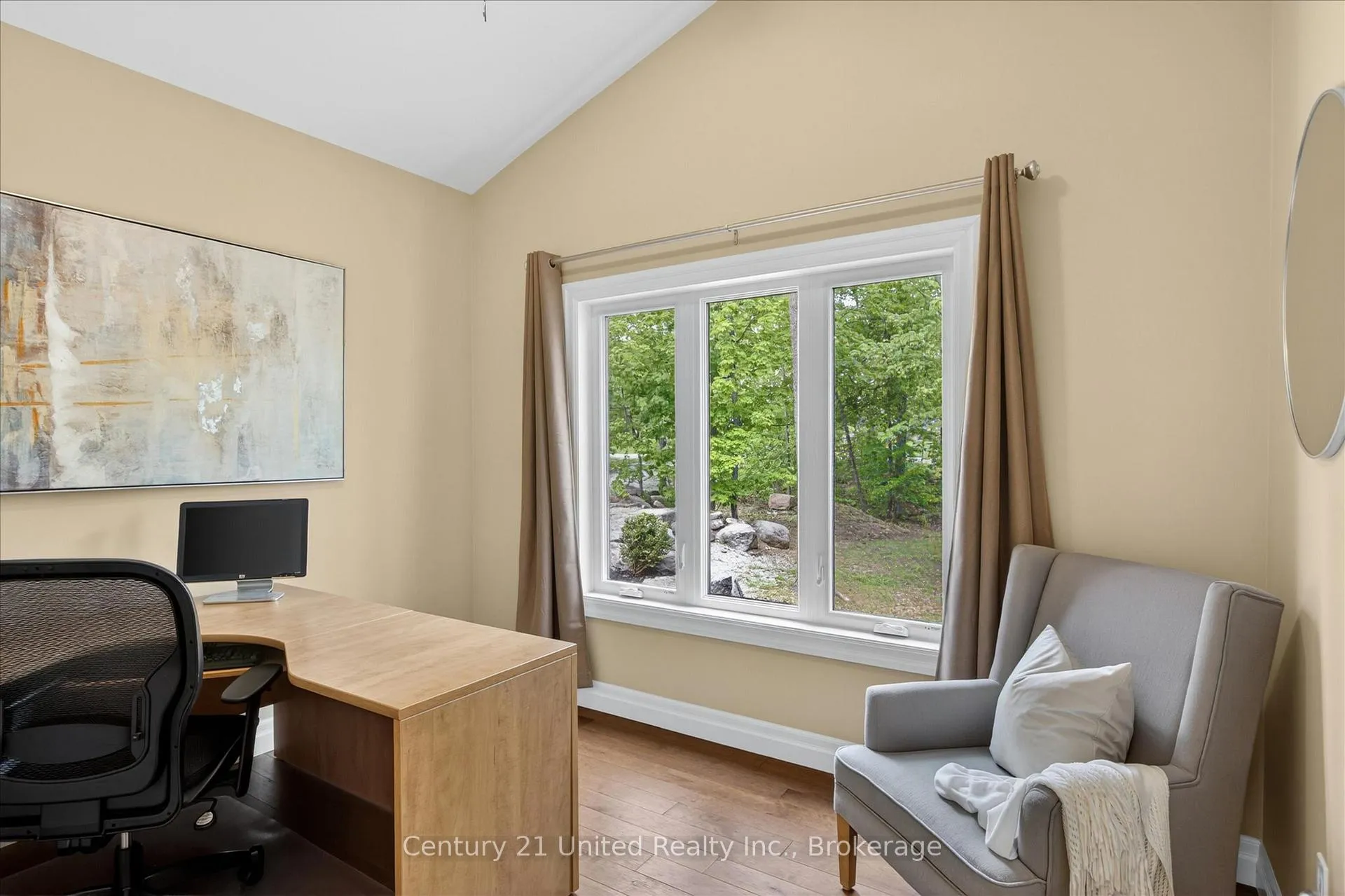 Photo 23 of 54 Mitchell Crescent, Trent Lakes — HOMEH