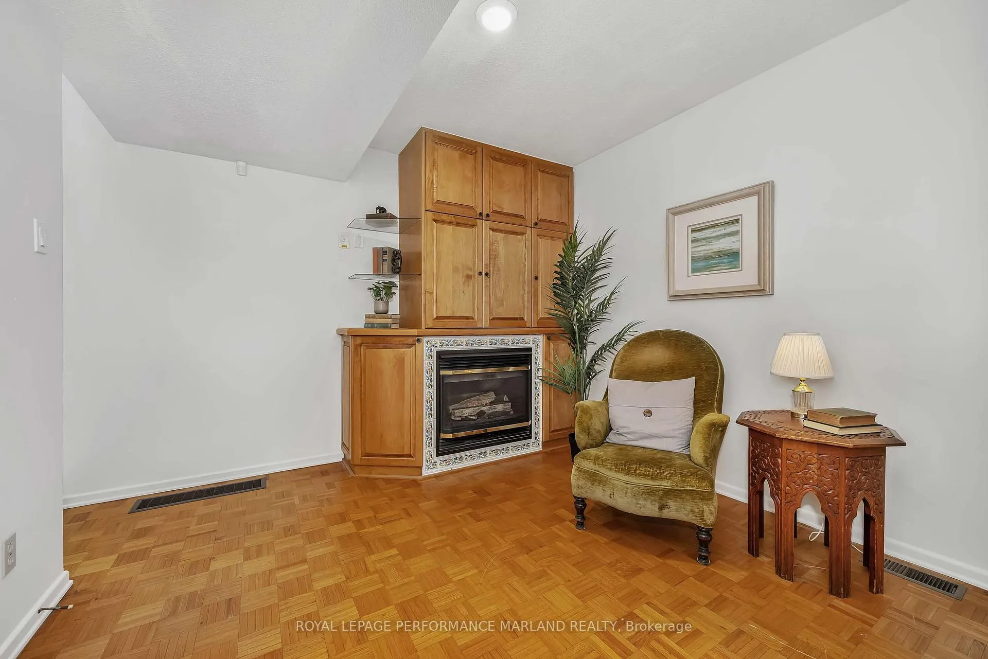 Photo 39 of 31 Aylen Avenue, Ottawa, Woodroffe — HOMEH
