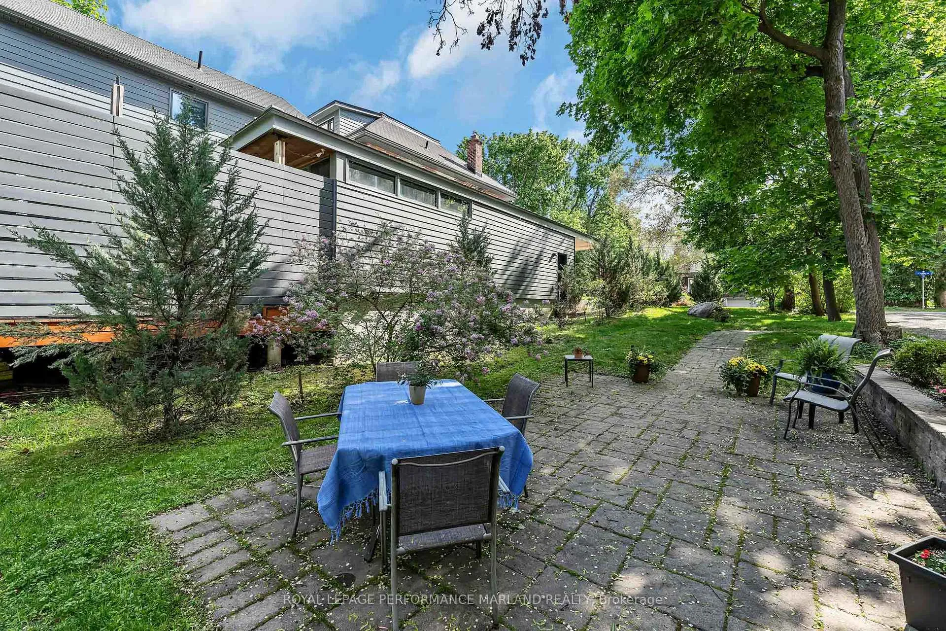 Photo 63 of 31 Aylen Avenue, Ottawa, Woodroffe — HOMEH