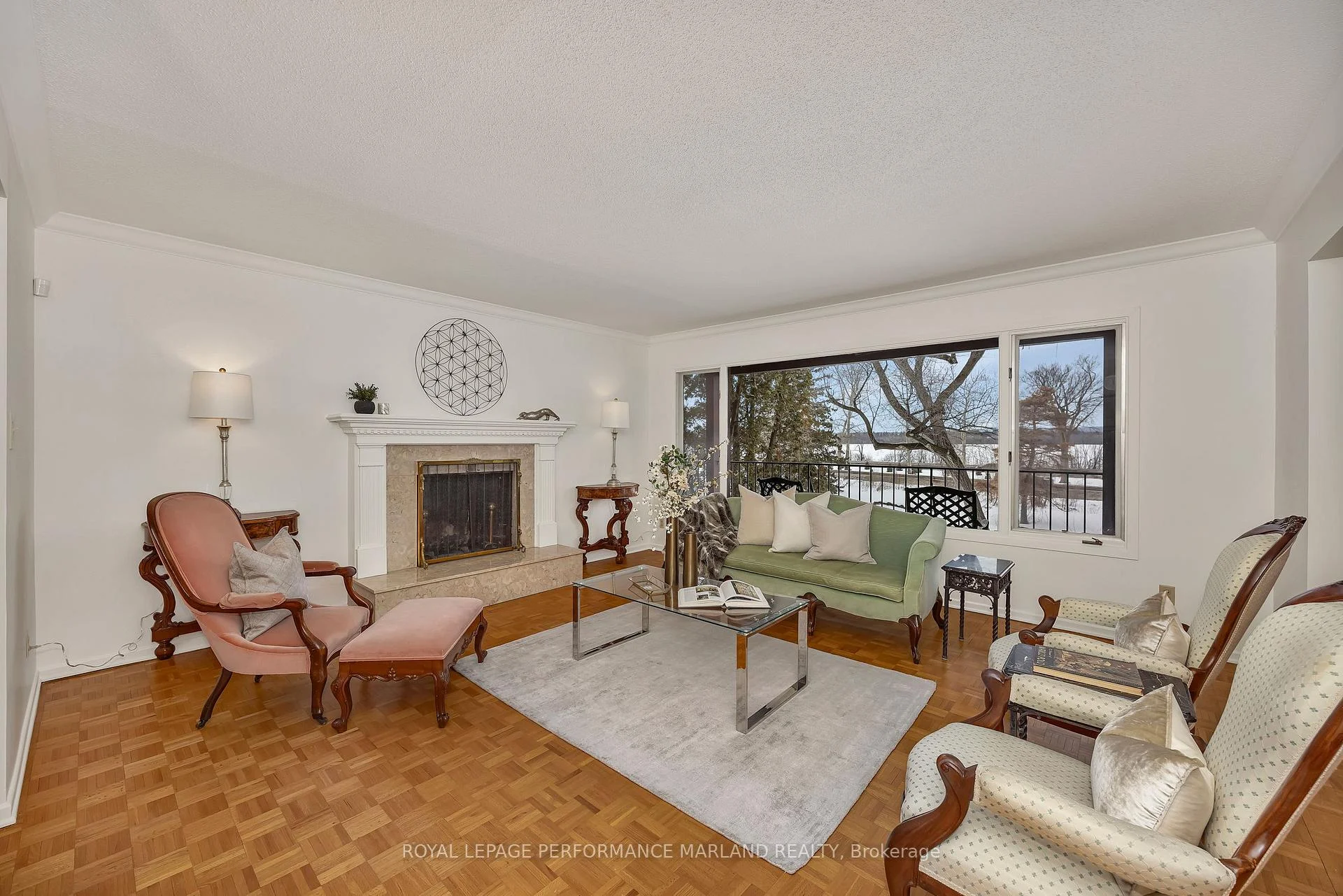Photo 13 of 31 Aylen Avenue, Ottawa, Woodroffe — HOMEH