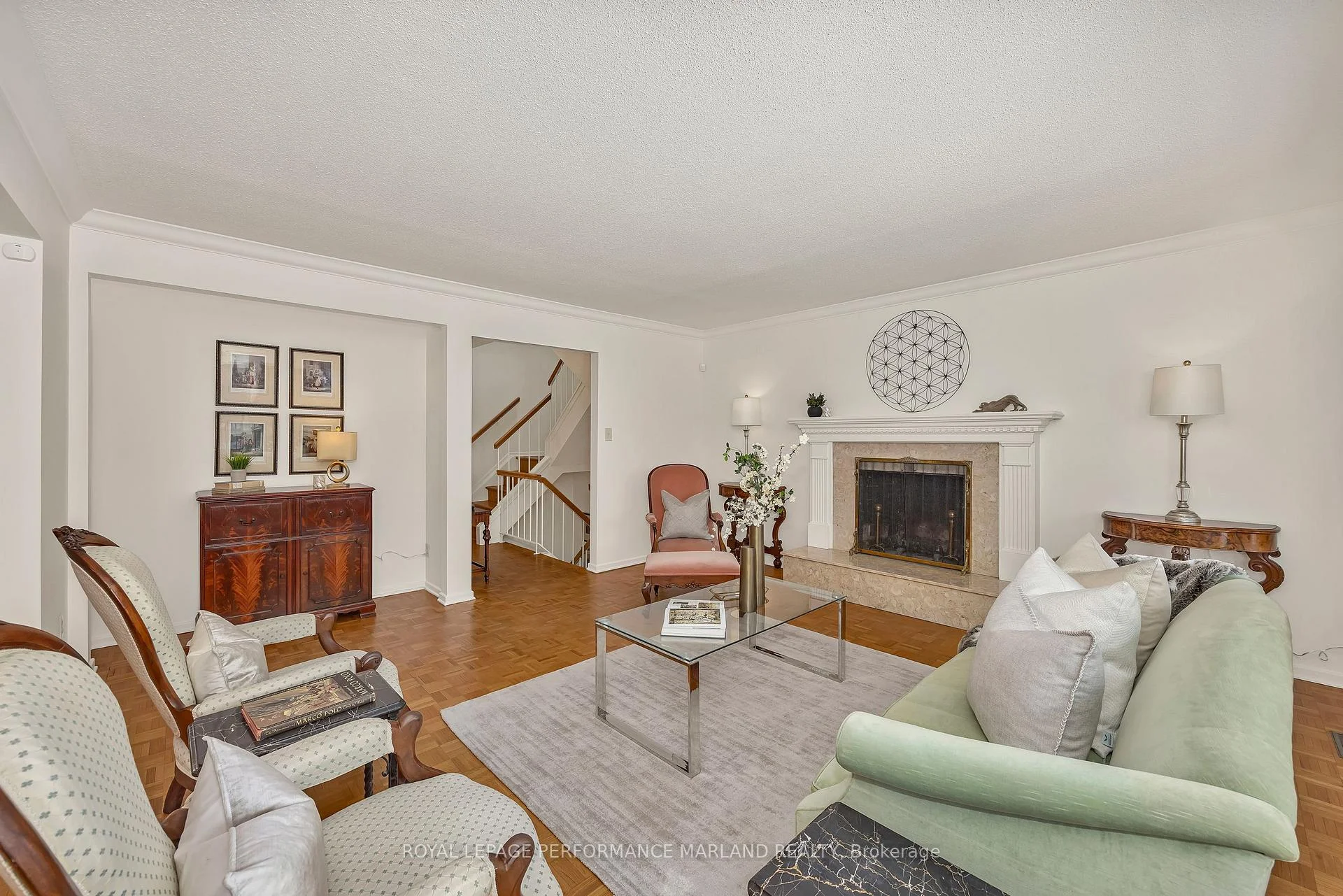Photo 14 of 31 Aylen Avenue, Ottawa, Woodroffe — HOMEH