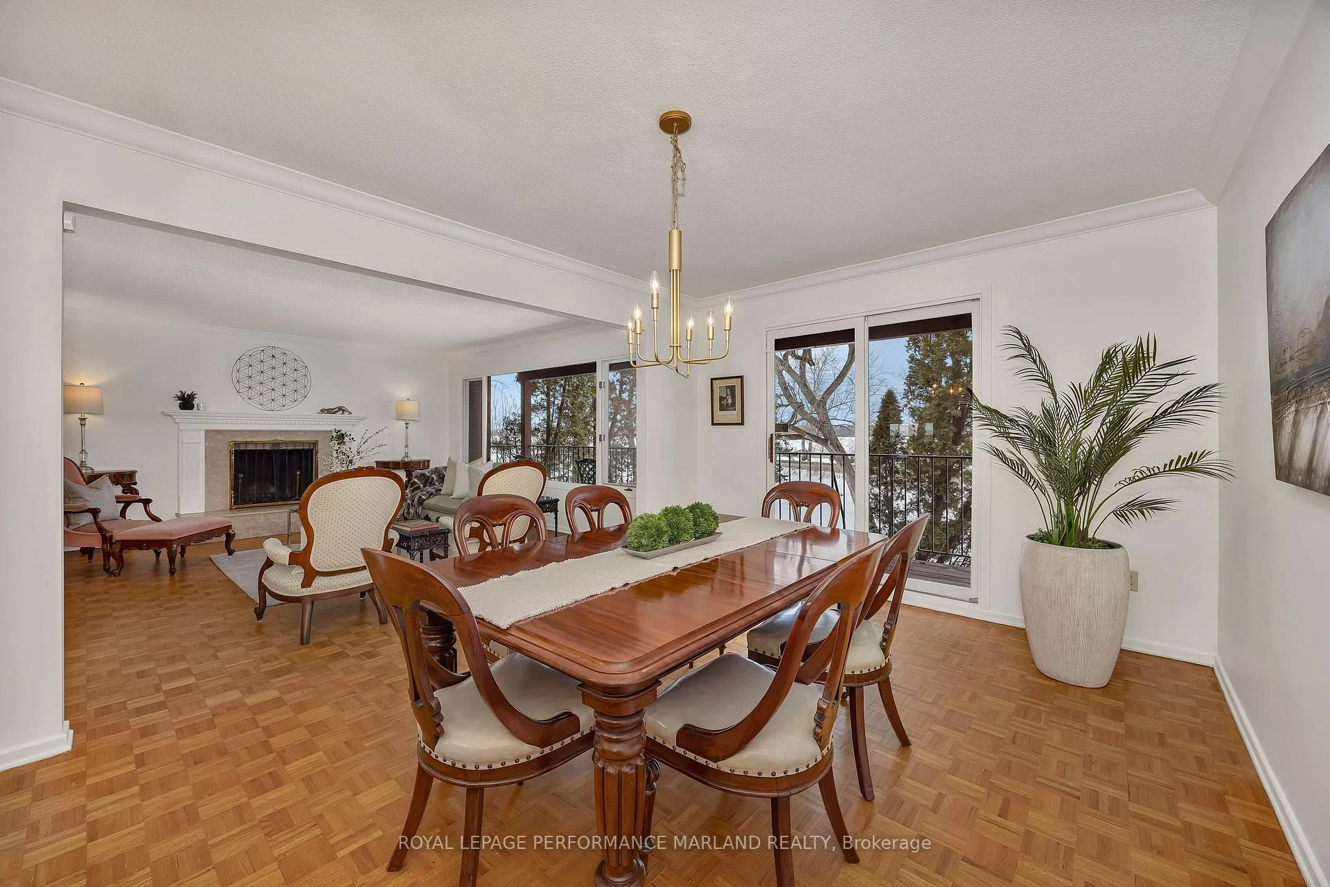 Photo 17 of 31 Aylen Avenue, Ottawa, Woodroffe — HOMEH