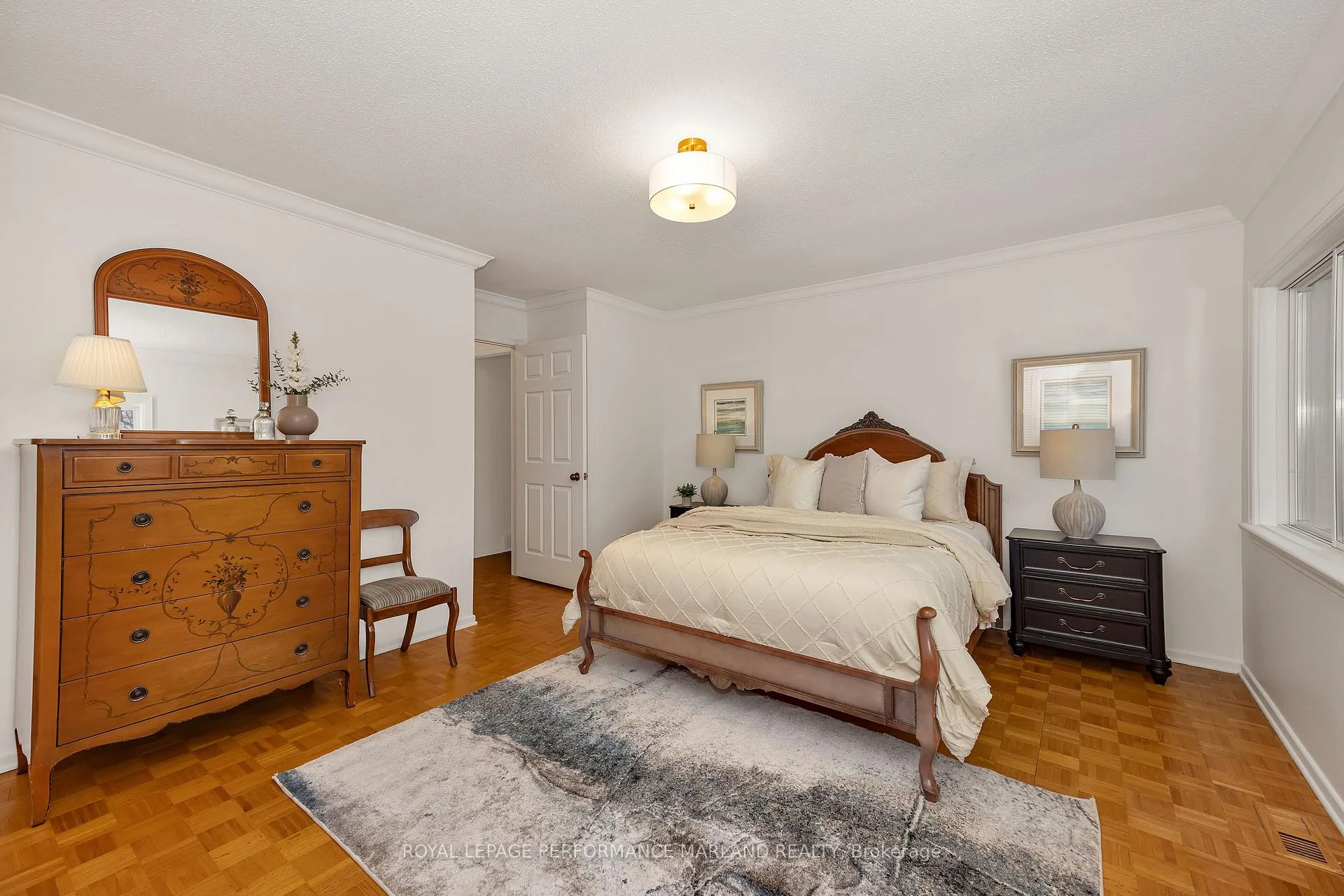 Photo 25 of 31 Aylen Avenue, Ottawa, Woodroffe — HOMEH