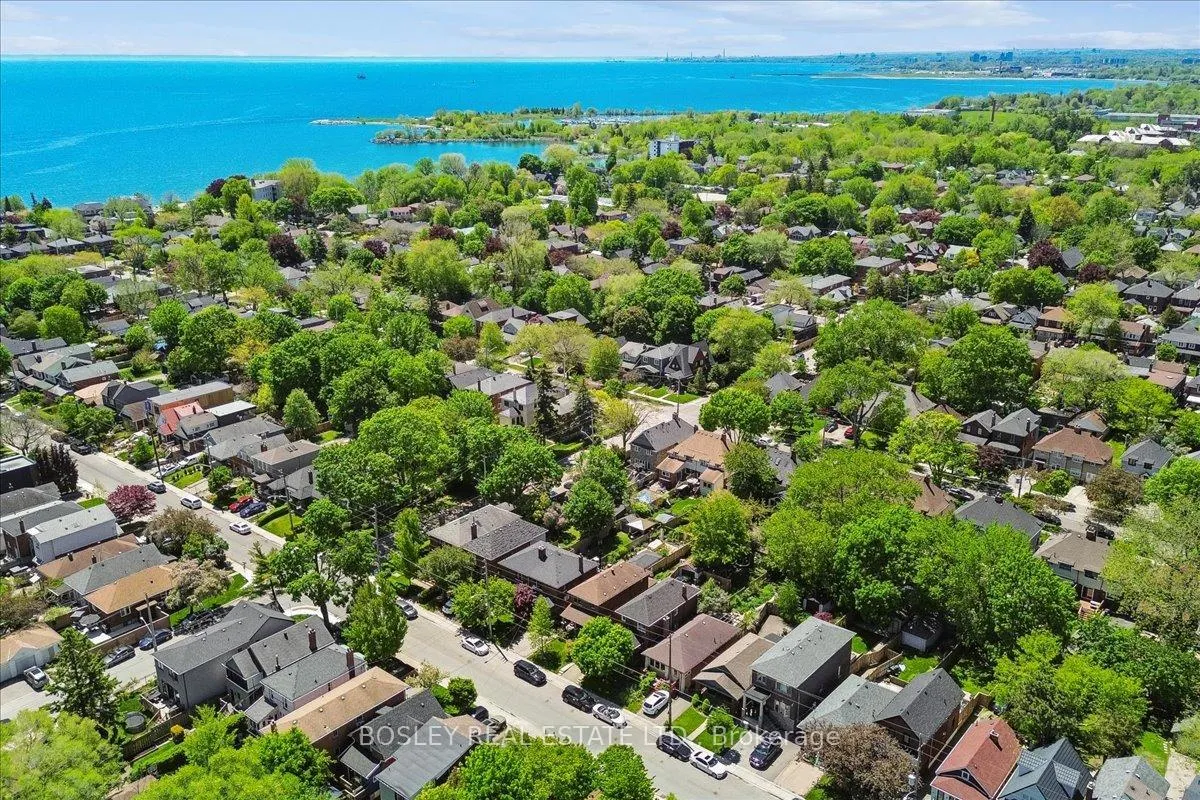 Photo 4 of 92 Seventh Street, Etobicoke, New Toronto — HOMEH