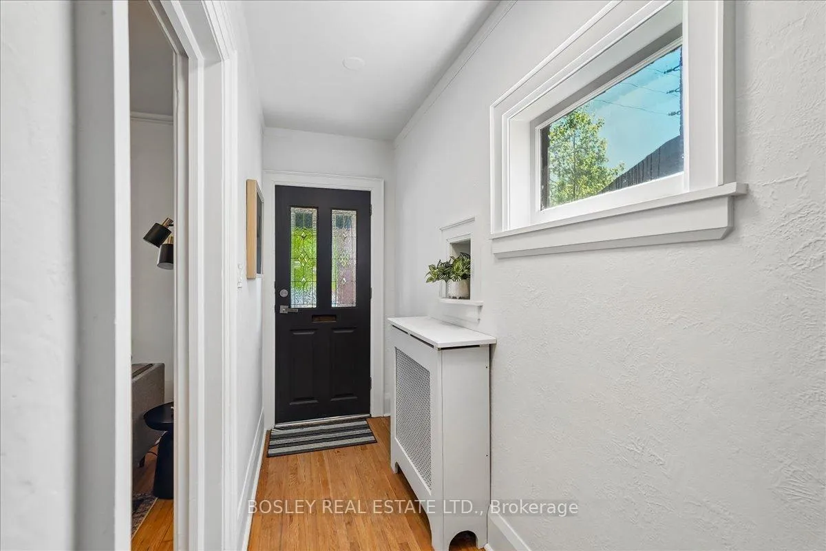 Photo 6 of 92 Seventh Street, Etobicoke, New Toronto — HOMEH
