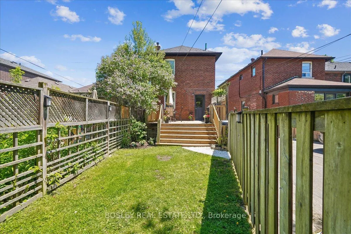 Photo 35 of 92 Seventh Street, Etobicoke, New Toronto — HOMEH