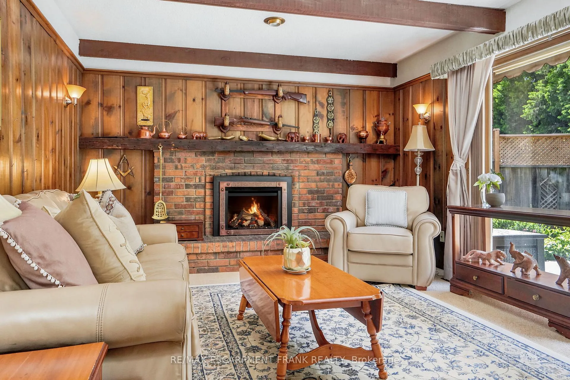 Photo 19 of 39 Maureen Avenue, Hamilton, Ancaster — HOMEH