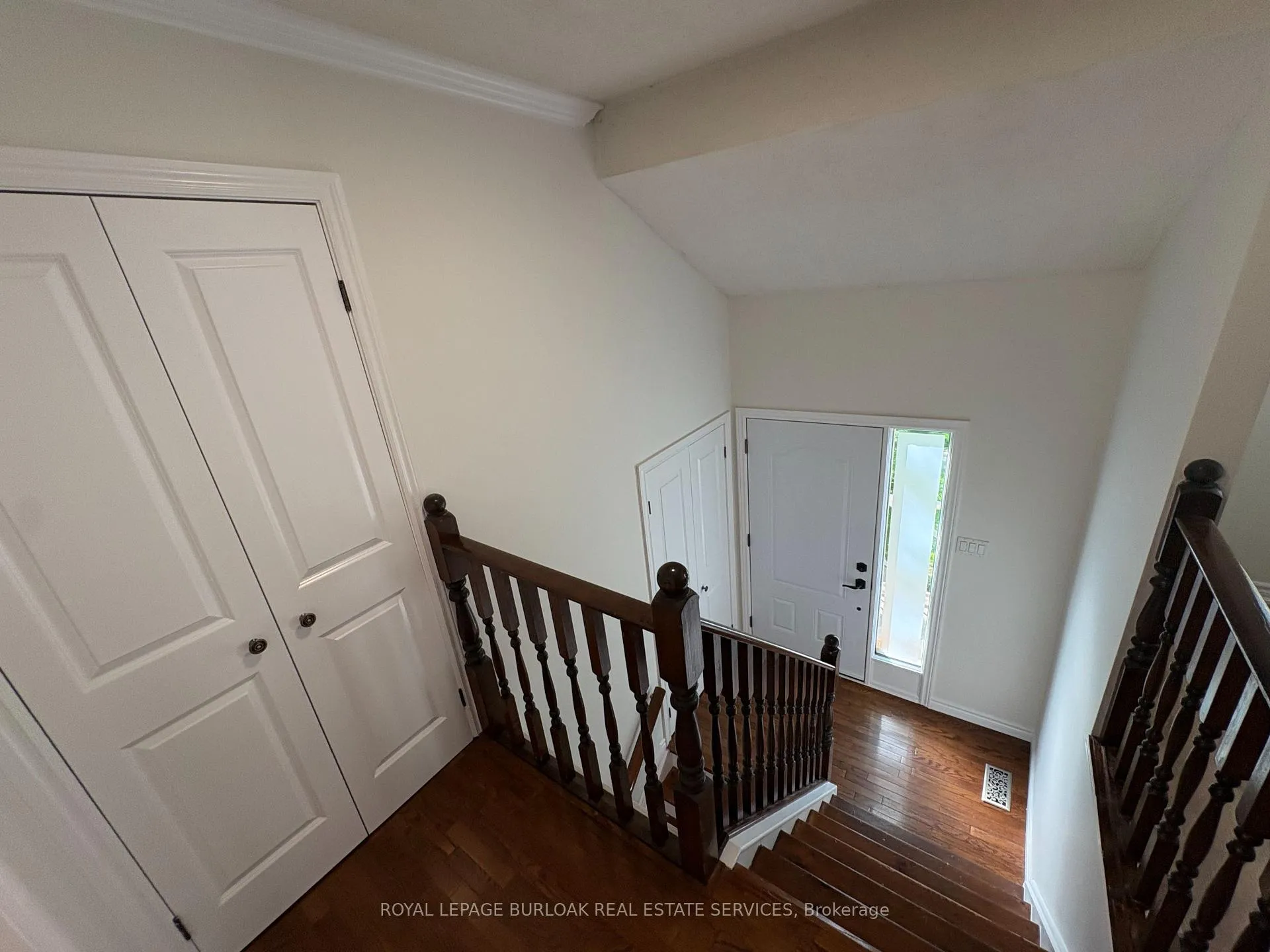 Photo 2 of Unit 17, 3455 Caplan Crescent, Burlington, Roseland — HOMEH