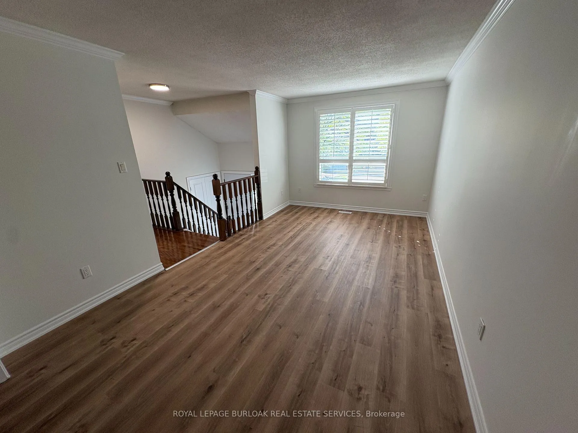 Photo 3 of Unit 17, 3455 Caplan Crescent, Burlington, Roseland — HOMEH