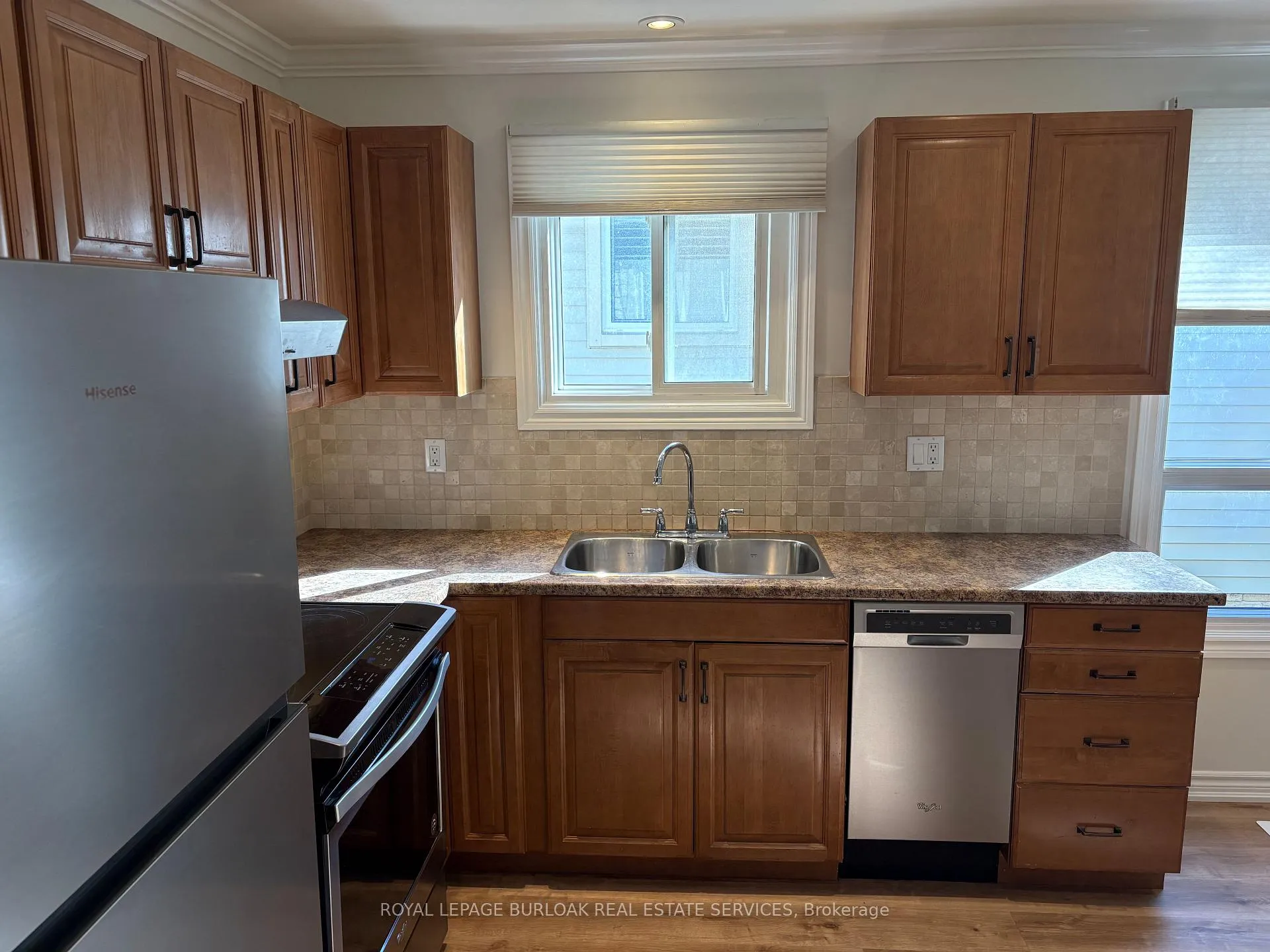 Photo 7 of Unit 17, 3455 Caplan Crescent, Burlington, Roseland — HOMEH