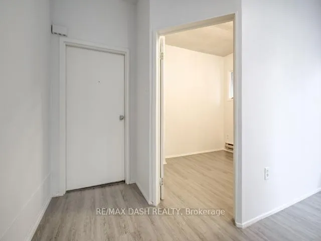 Photo 6 of Unit 105, 661 Huron Street, Toronto, The Annex — HOMEH