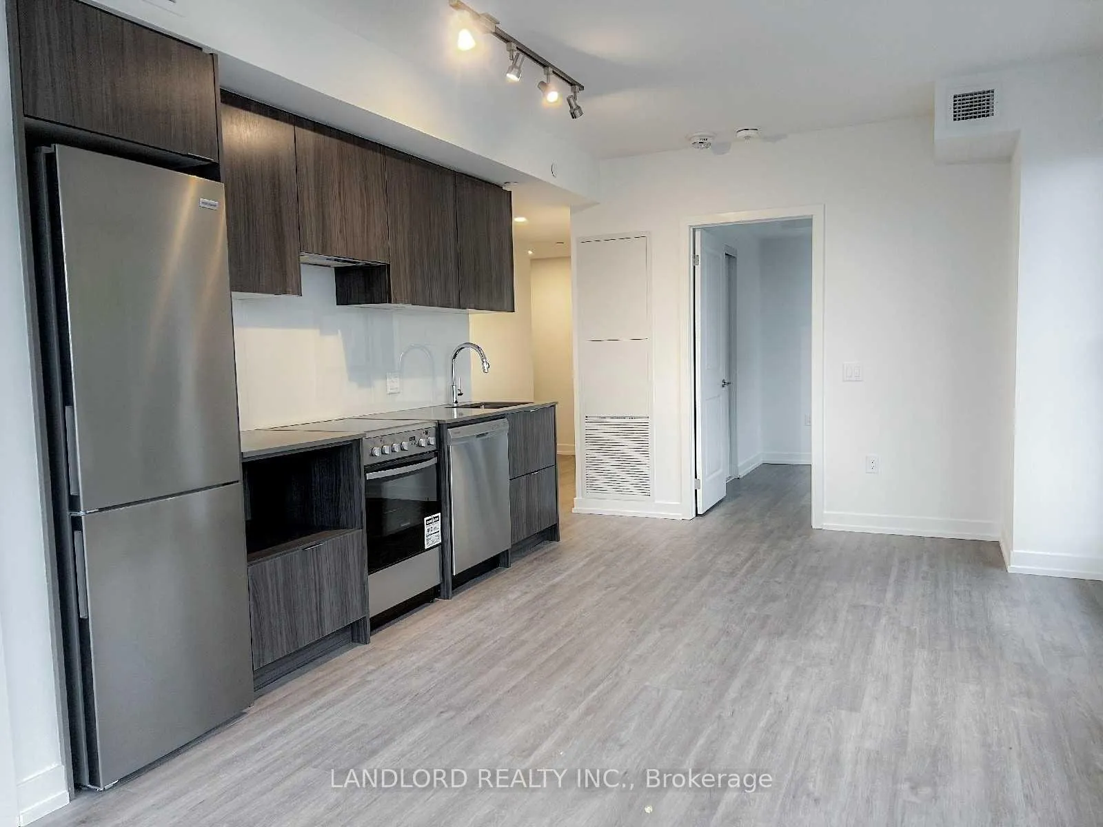 Front of Unit 2305, 395 Bloor Street E