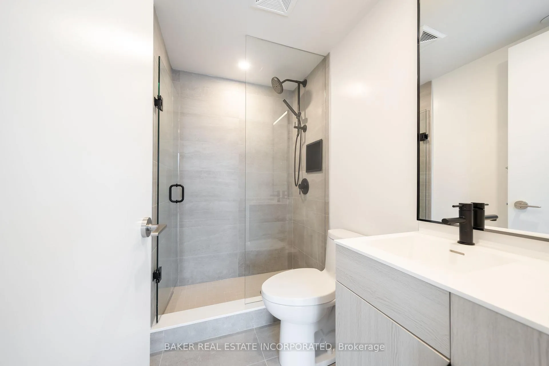 Photo 8 of Unit 705, 28 Eastern Avenue, Toronto, Moss Park — HOMEH