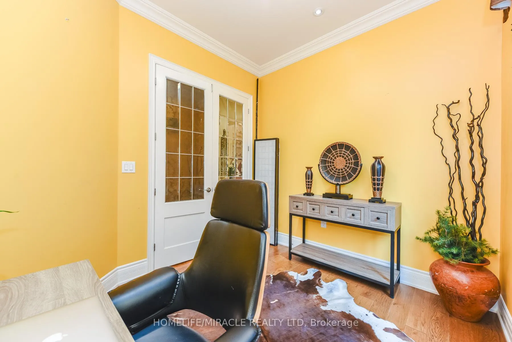 Photo 3 of 37 Venkata Drive, Vaughan, Kleinburg — HOMEH