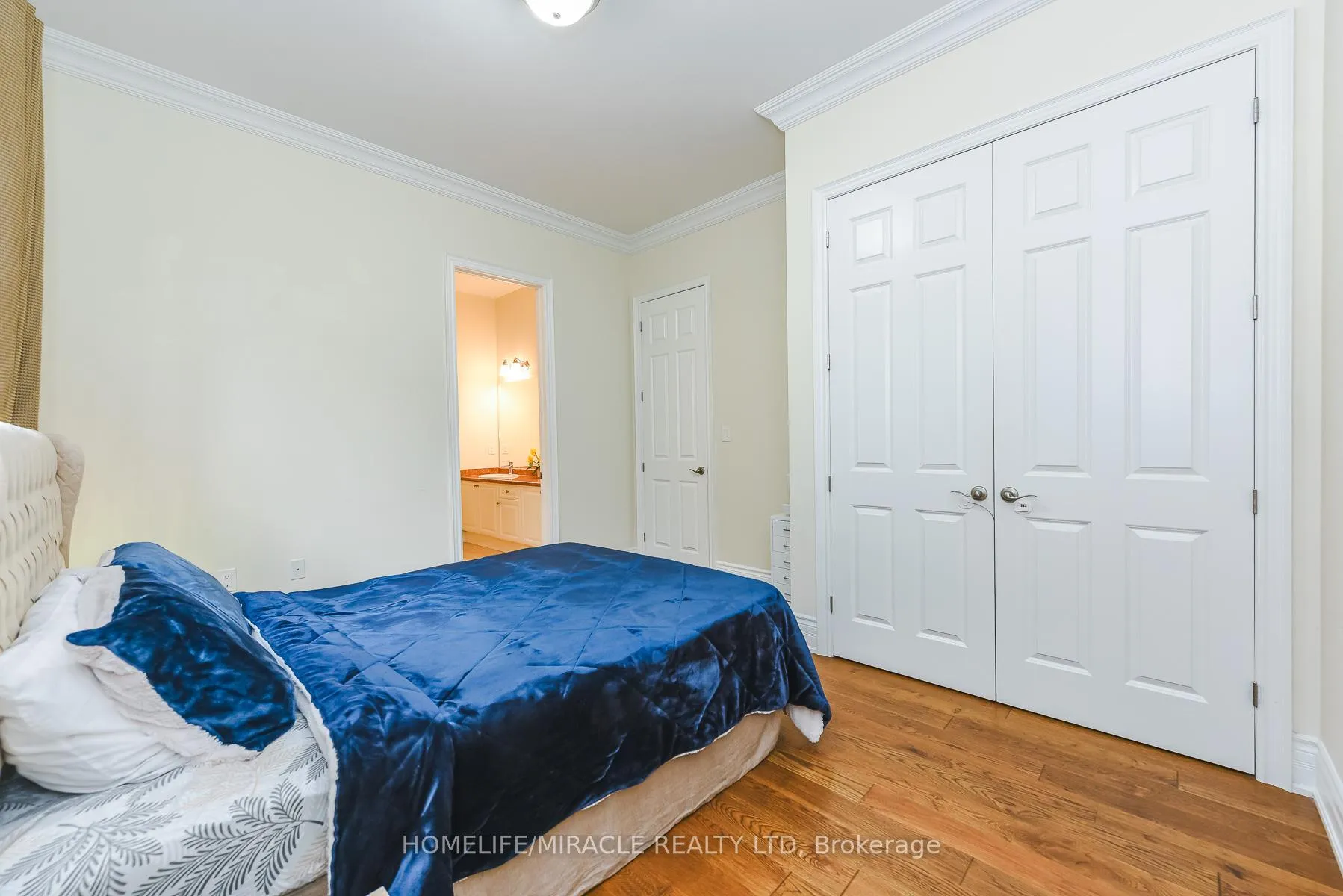 Photo 19 of 37 Venkata Drive, Vaughan, Kleinburg — HOMEH