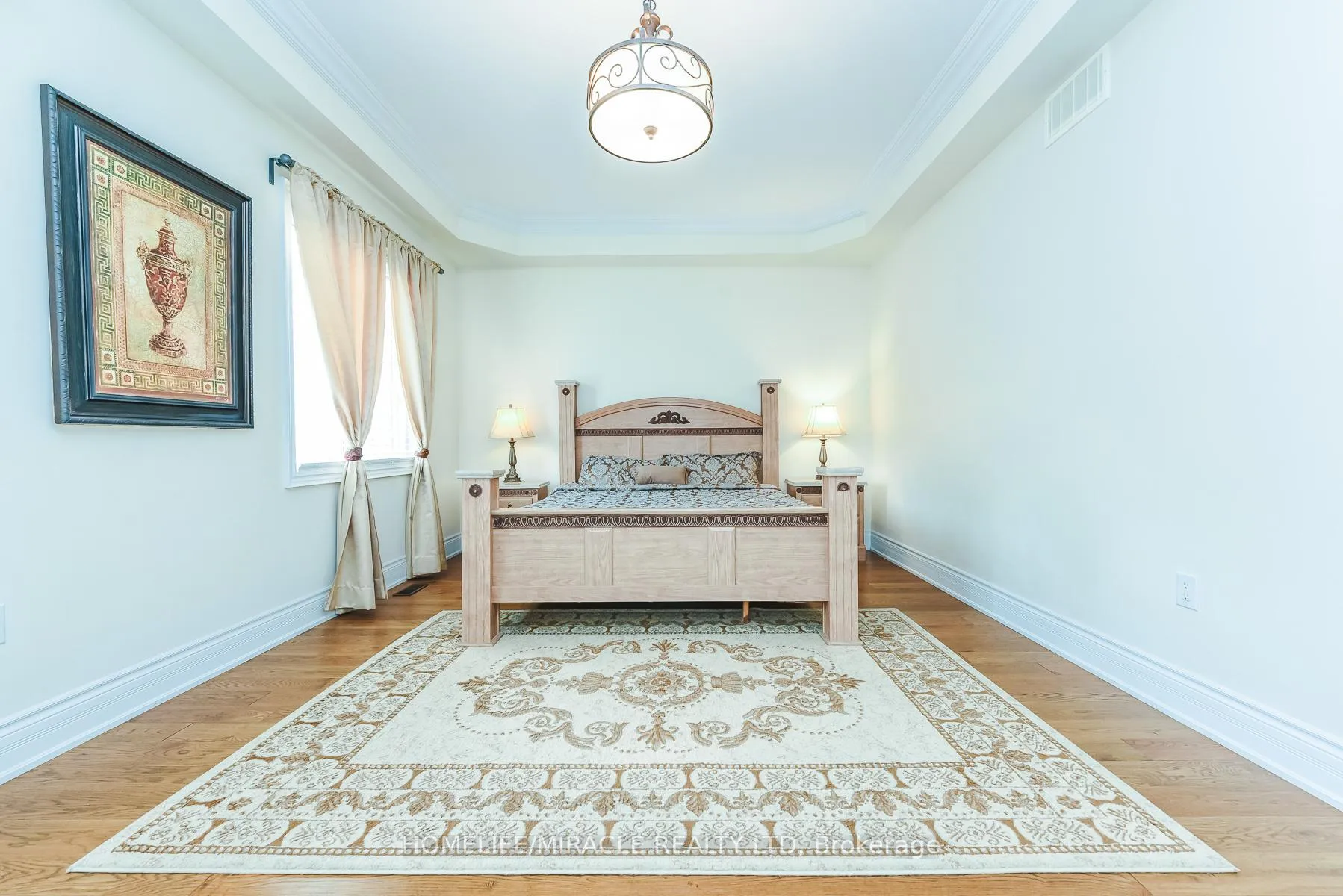 Photo 33 of 37 Venkata Drive, Vaughan, Kleinburg — HOMEH