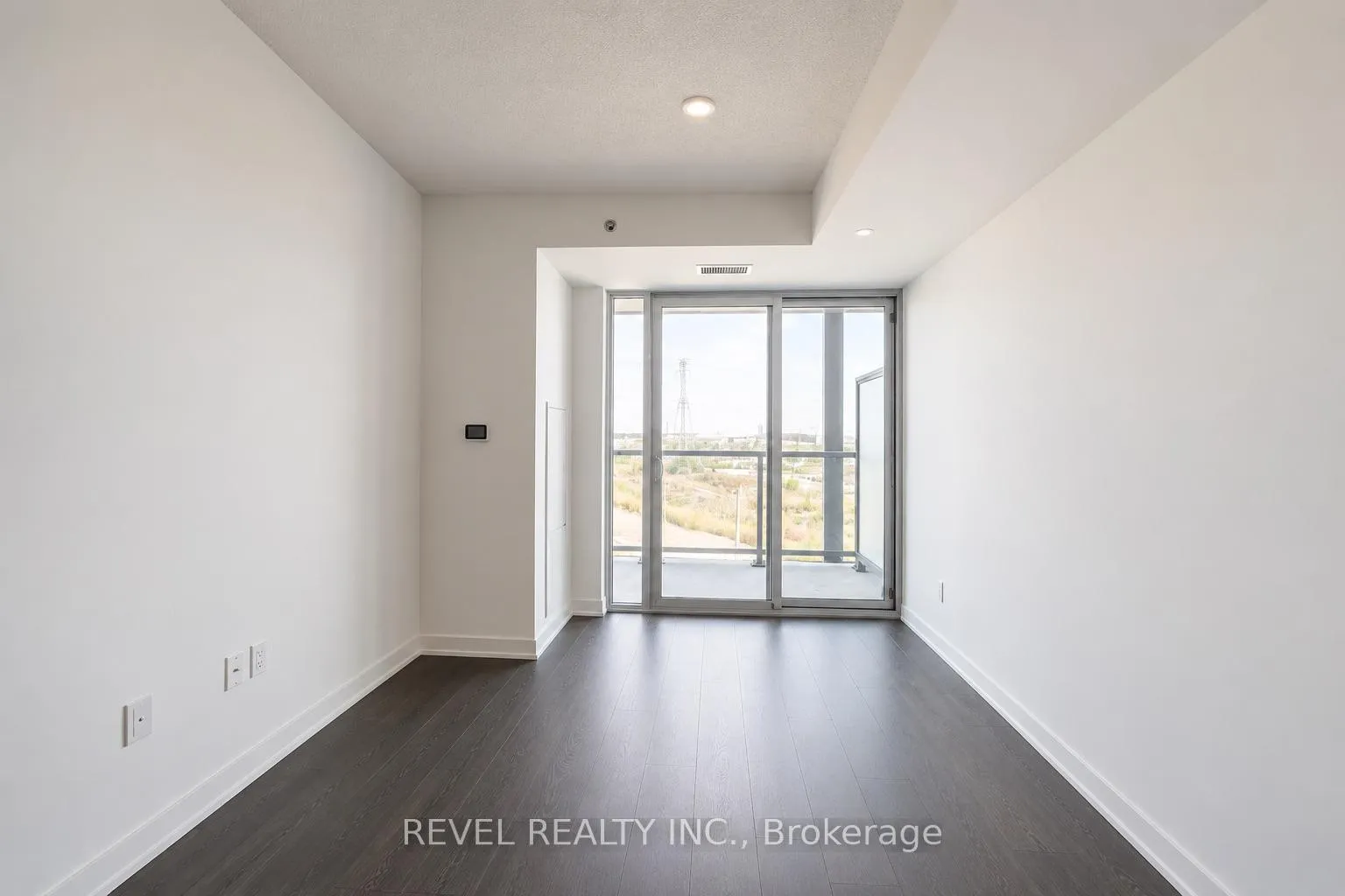 Photo 5 of Unit A223, 3210 Dakota Common, Burlington, Alton — HOMEH