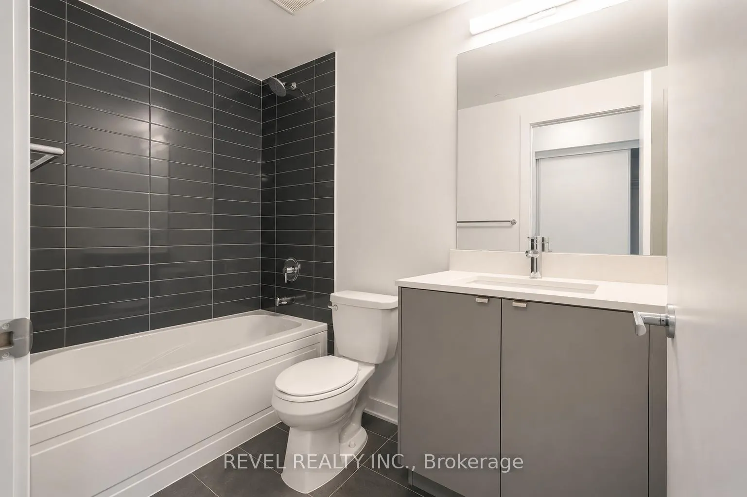 Photo 9 of Unit A223, 3210 Dakota Common, Burlington, Alton — HOMEH