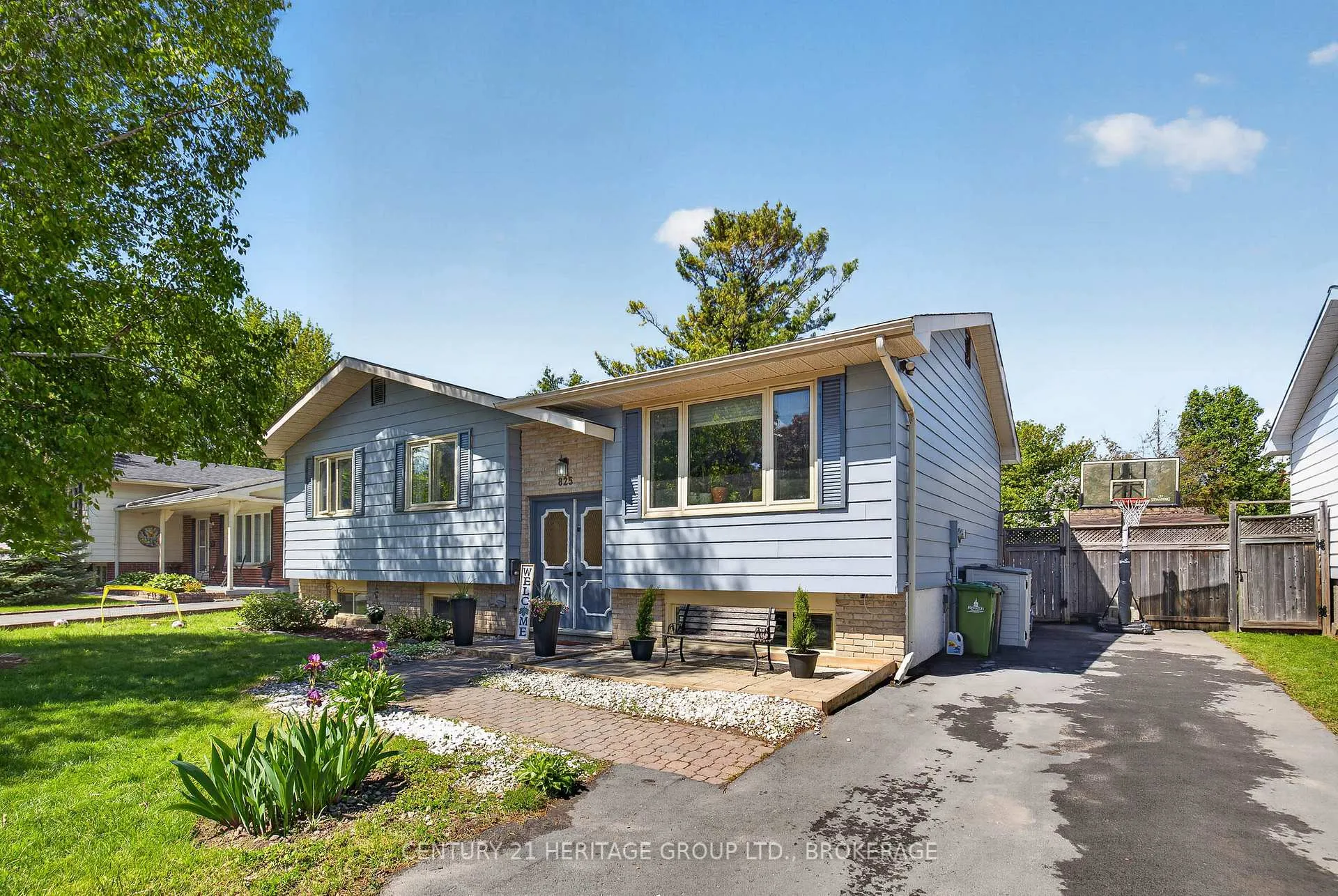 Photo 4 of 825 Allum Avenue, Kingston, South of Taylor-Kidd Blvd — HOMEH