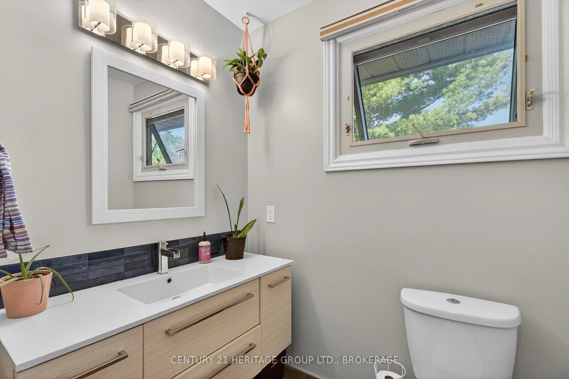 Photo 23 of 825 Allum Avenue, Kingston, South of Taylor-Kidd Blvd — HOMEH