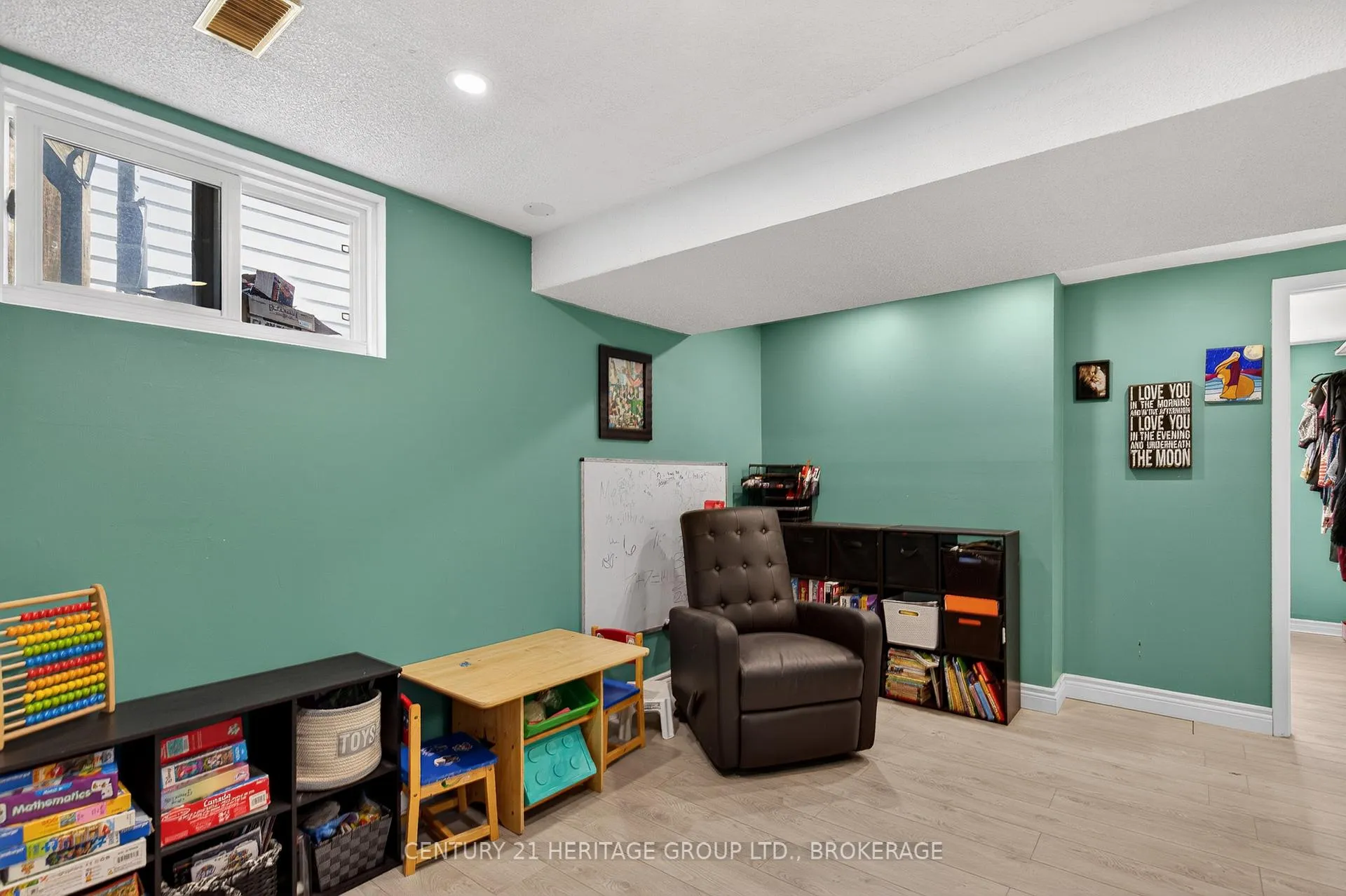 Photo 32 of 825 Allum Avenue, Kingston, South of Taylor-Kidd Blvd — HOMEH