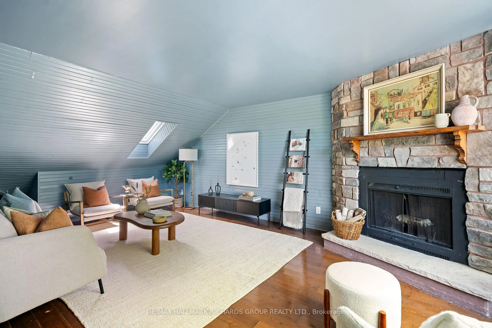 Photo 20 of 72 Waverley Road, Toronto, The Beaches — HOMEH