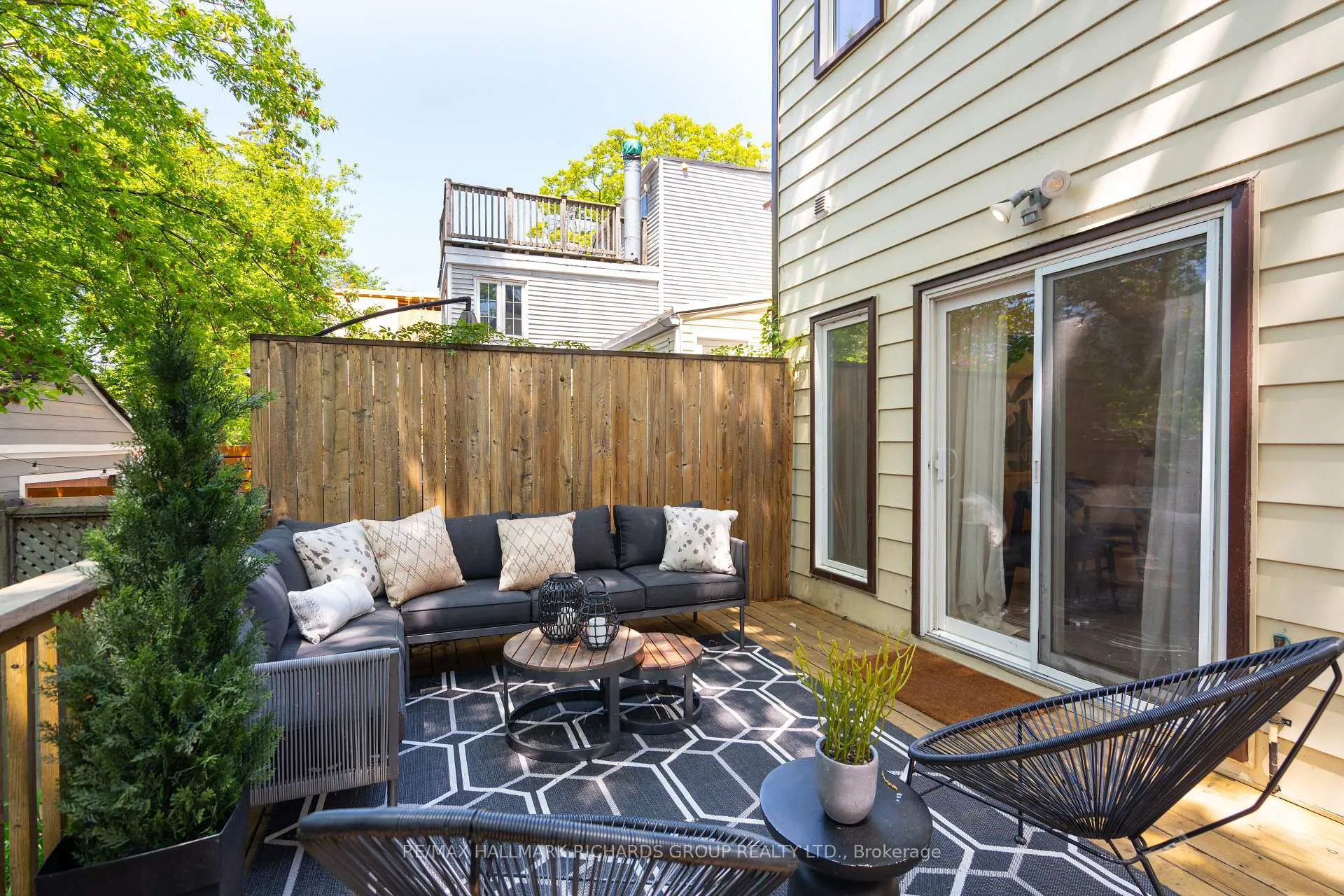 Photo 24 of 72 Waverley Road, Toronto, The Beaches — HOMEH