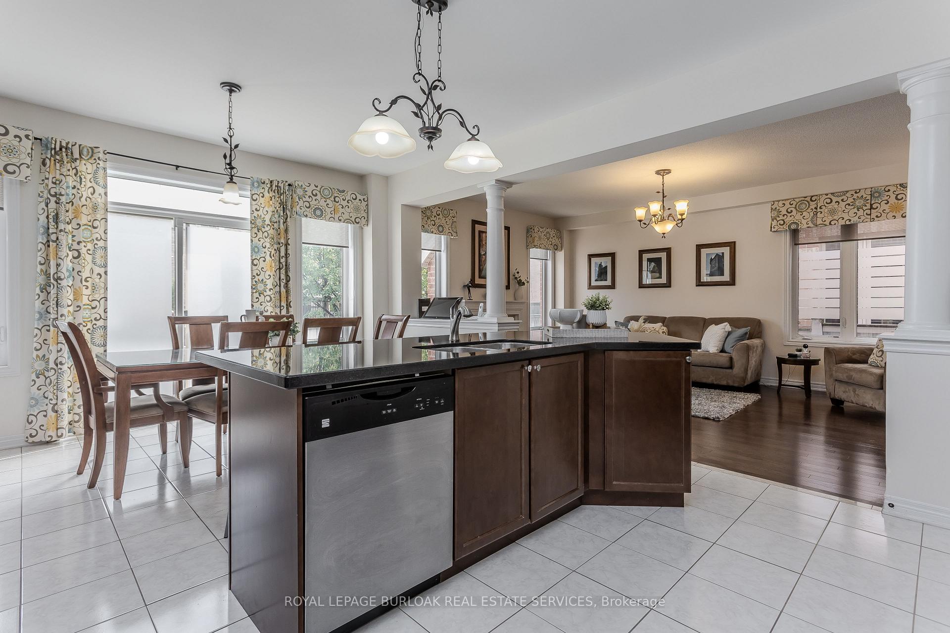 Photo 9 of 4272 Adobe Gate, Burlington, Alton — HOMEH