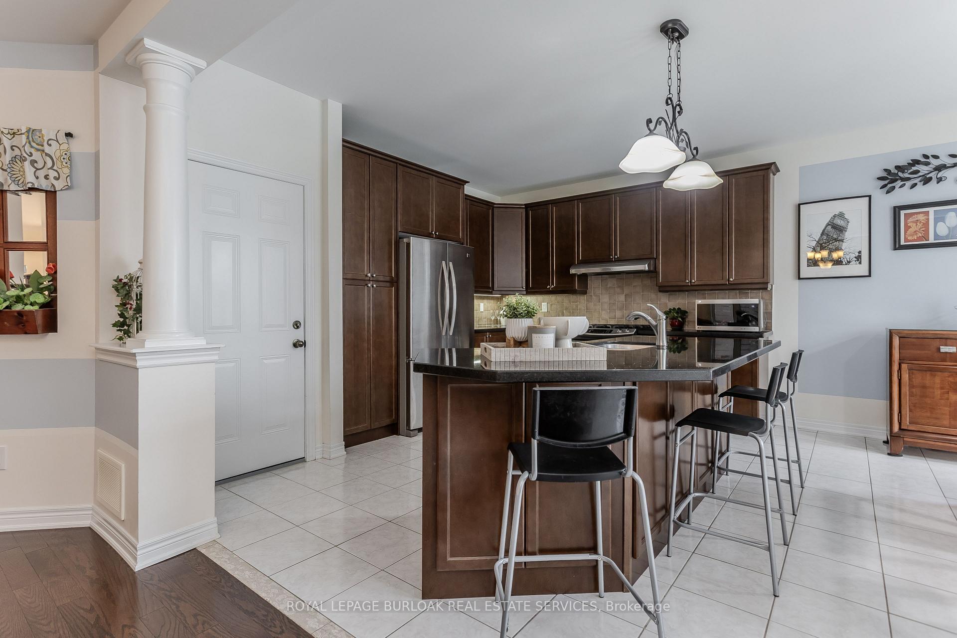 Photo 10 of 4272 Adobe Gate, Burlington, Alton — HOMEH