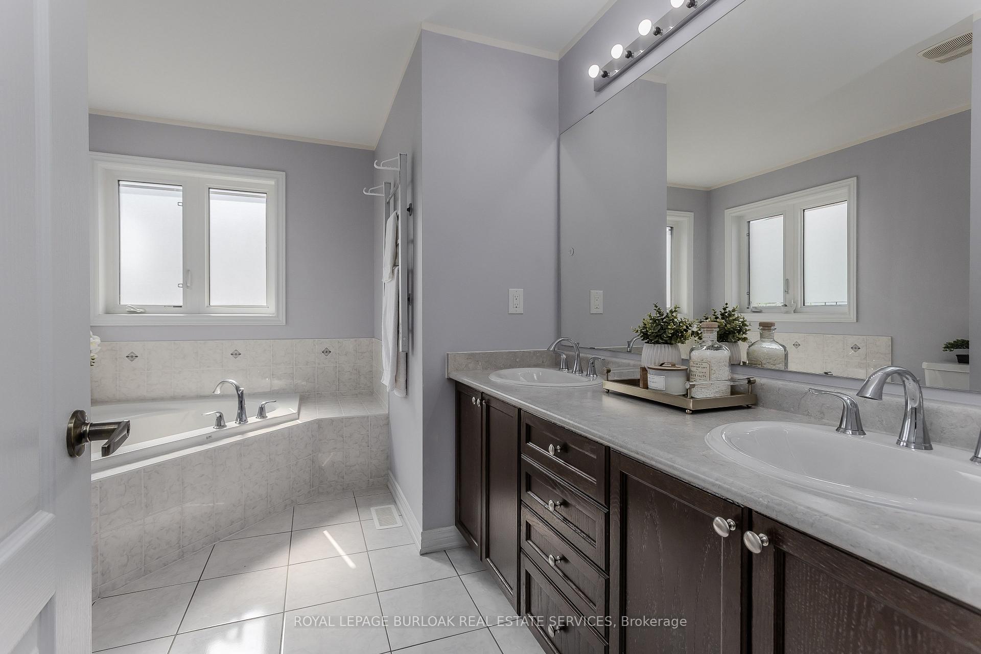 Photo 15 of 4272 Adobe Gate, Burlington, Alton — HOMEH