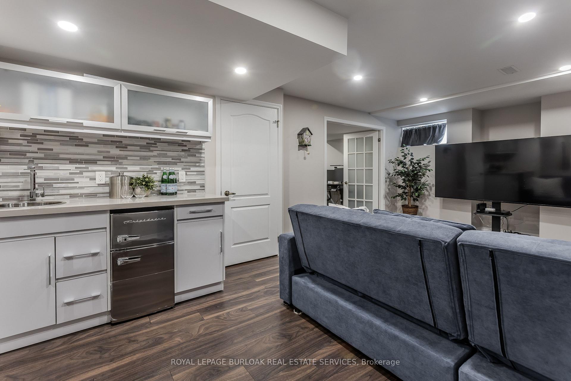 Photo 23 of 4272 Adobe Gate, Burlington, Alton — HOMEH