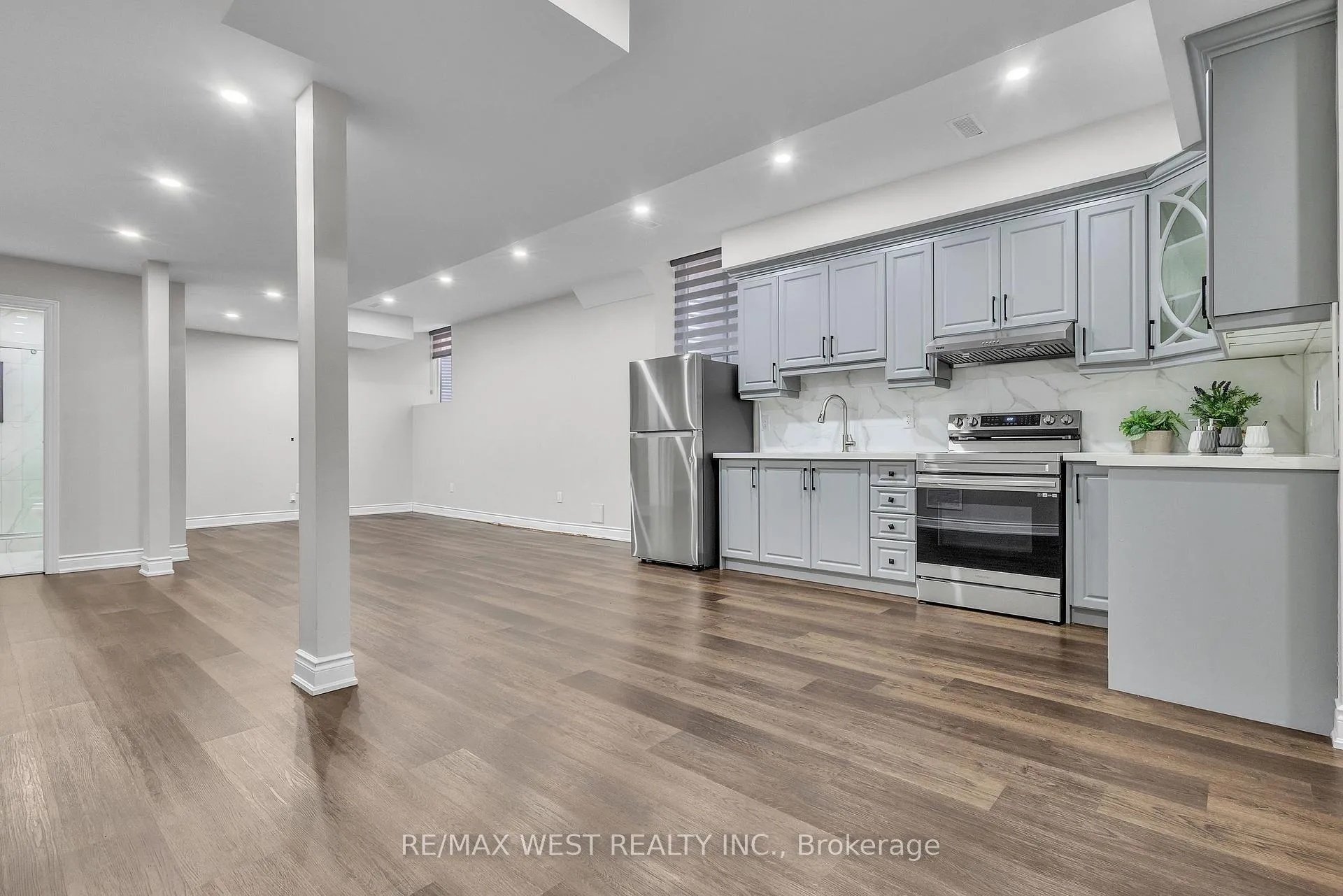 Photo 4 of Unit Lower, 65 Port Royal Avenue, Vaughan, Kleinburg — HOMEH