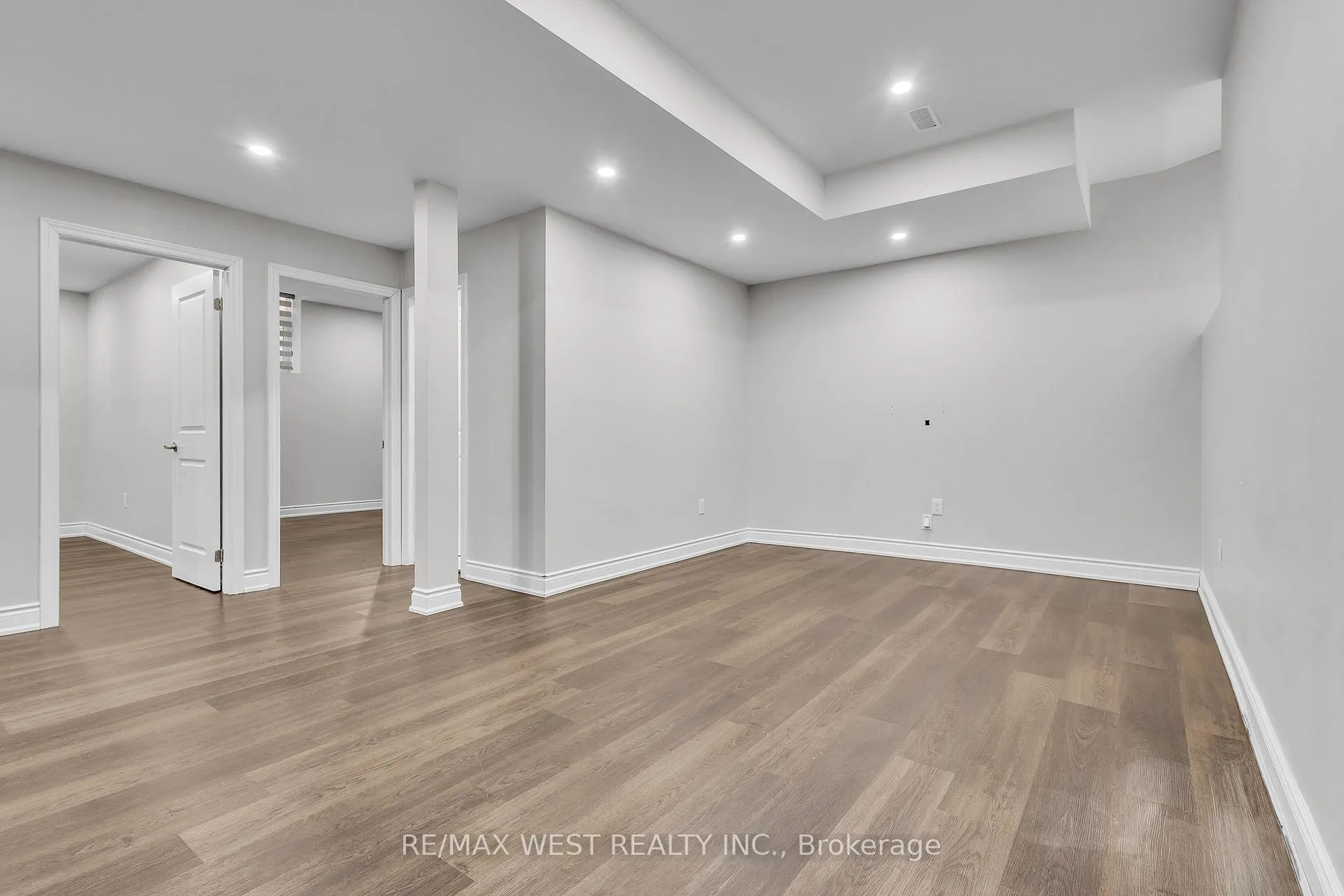 Photo 5 of Unit Lower, 65 Port Royal Avenue, Vaughan, Kleinburg — HOMEH