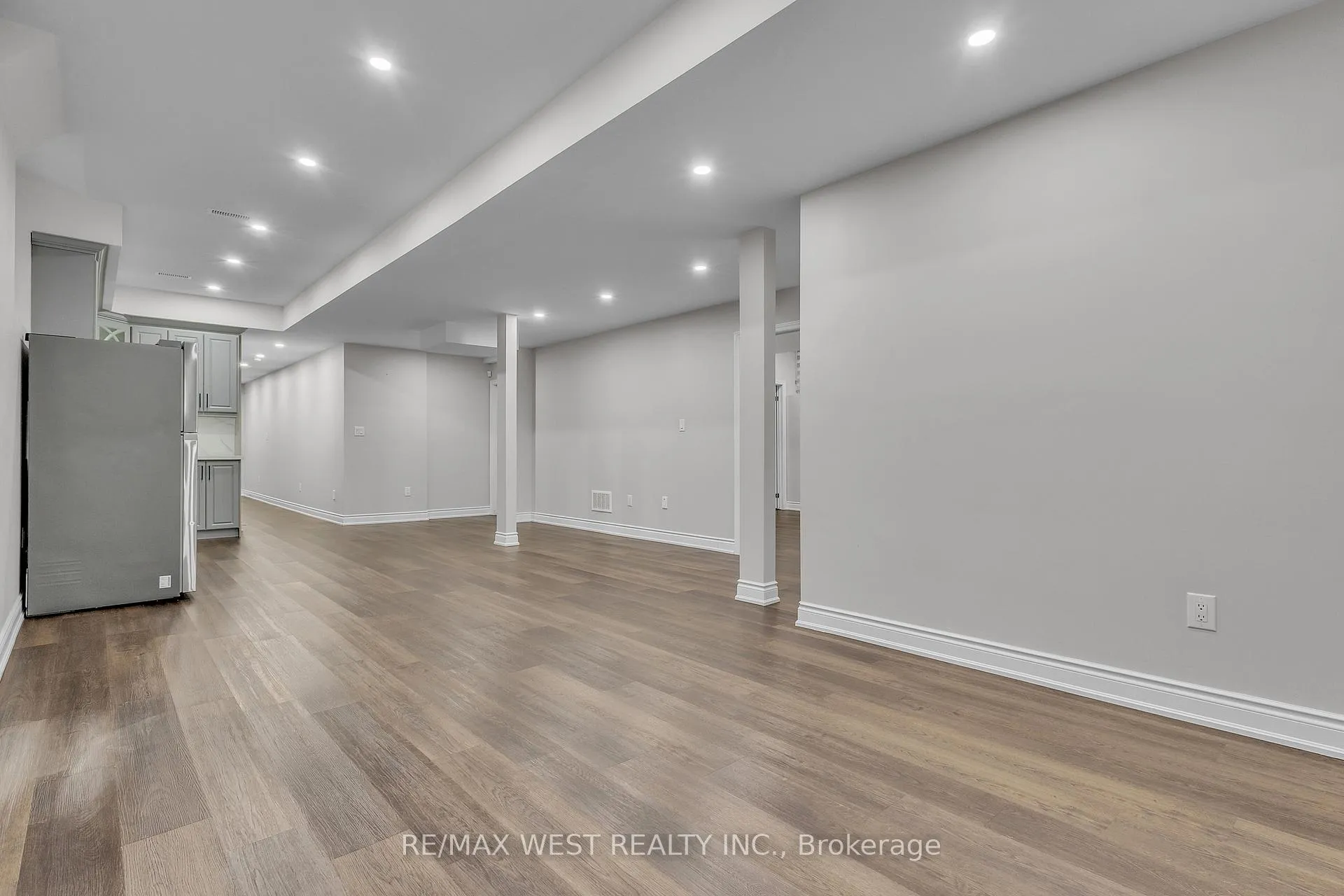 Photo 6 of Unit Lower, 65 Port Royal Avenue, Vaughan, Kleinburg — HOMEH