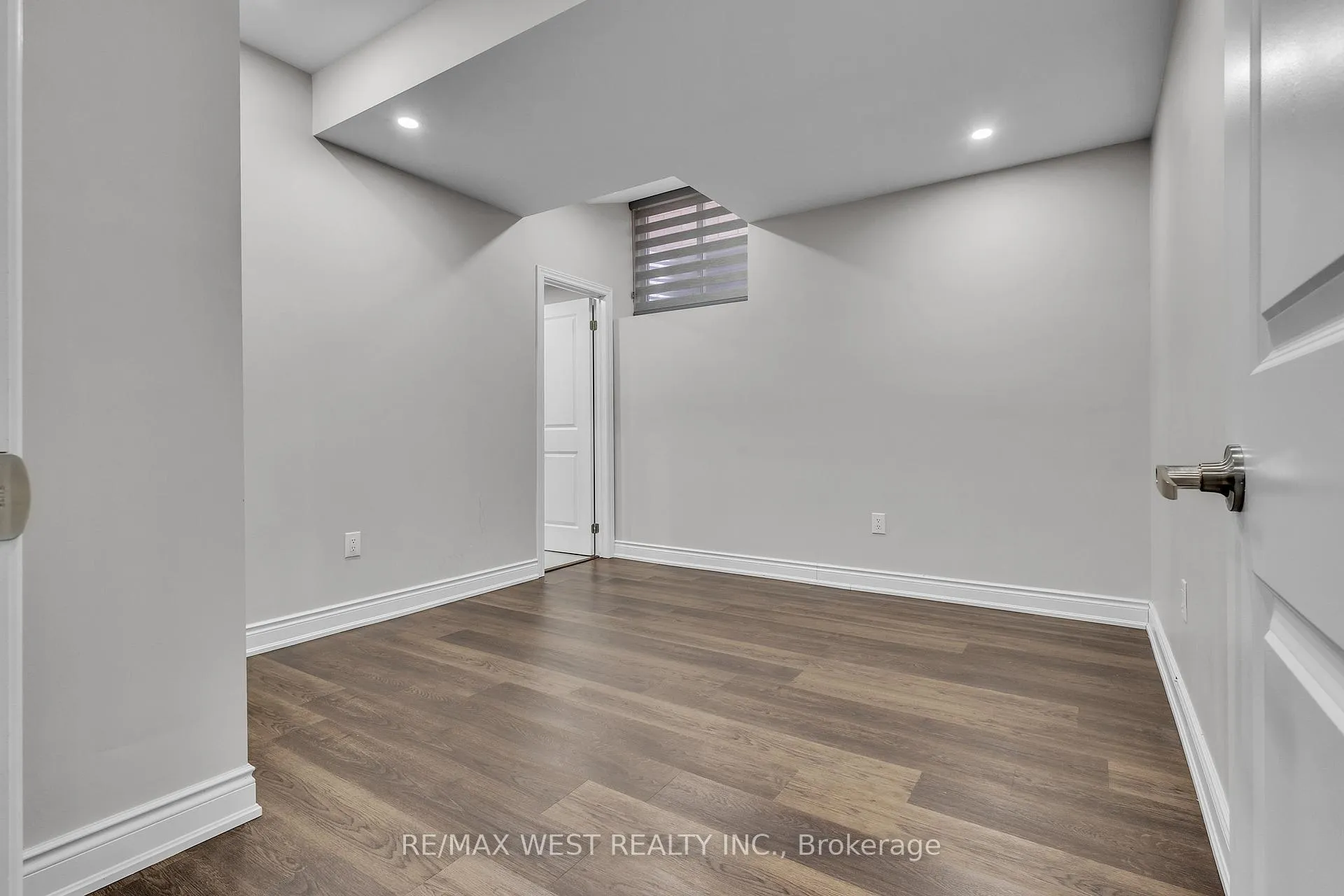 Photo 7 of Unit Lower, 65 Port Royal Avenue, Vaughan, Kleinburg — HOMEH
