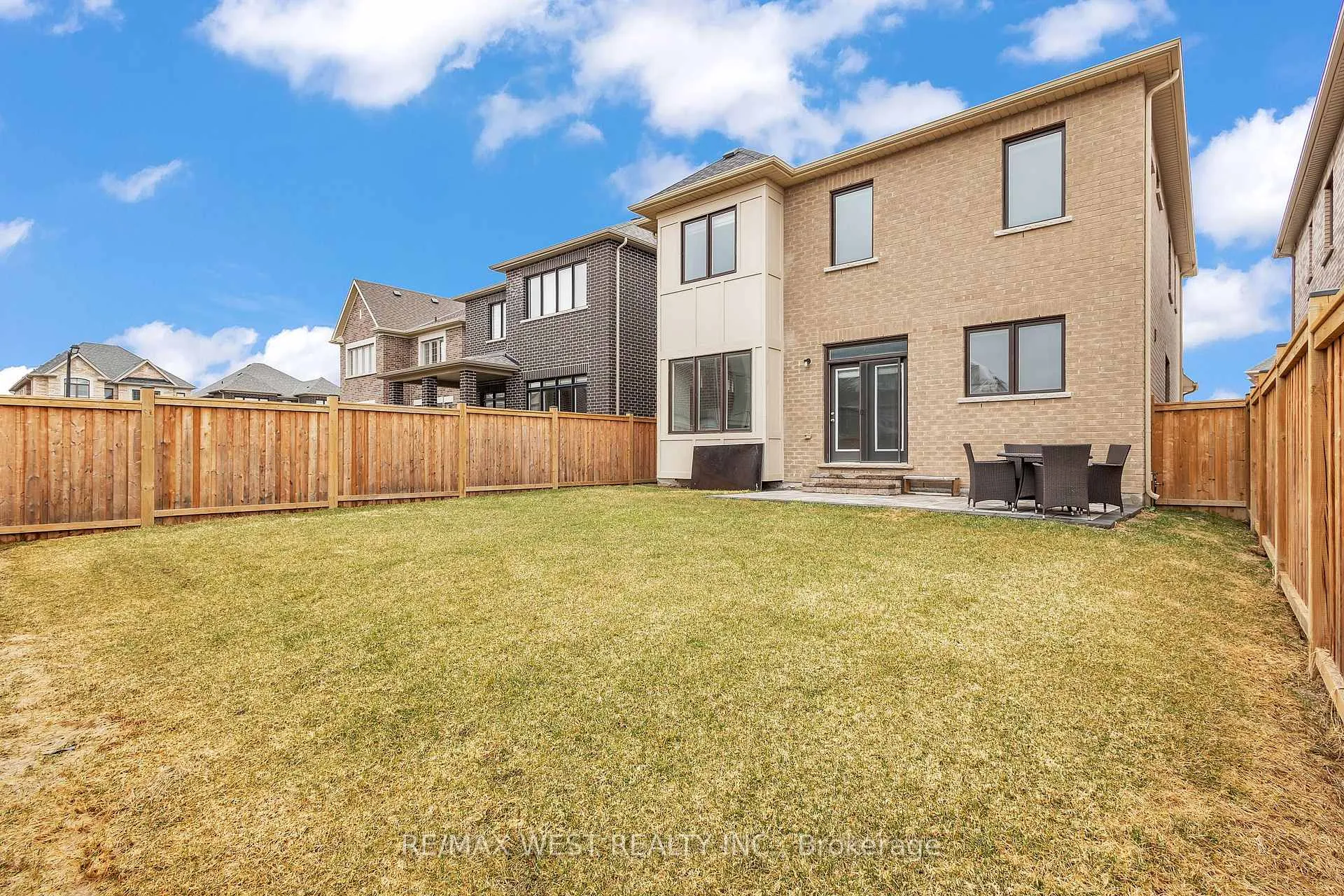 Photo 15 of Unit Lower, 65 Port Royal Avenue, Vaughan, Kleinburg — HOMEH