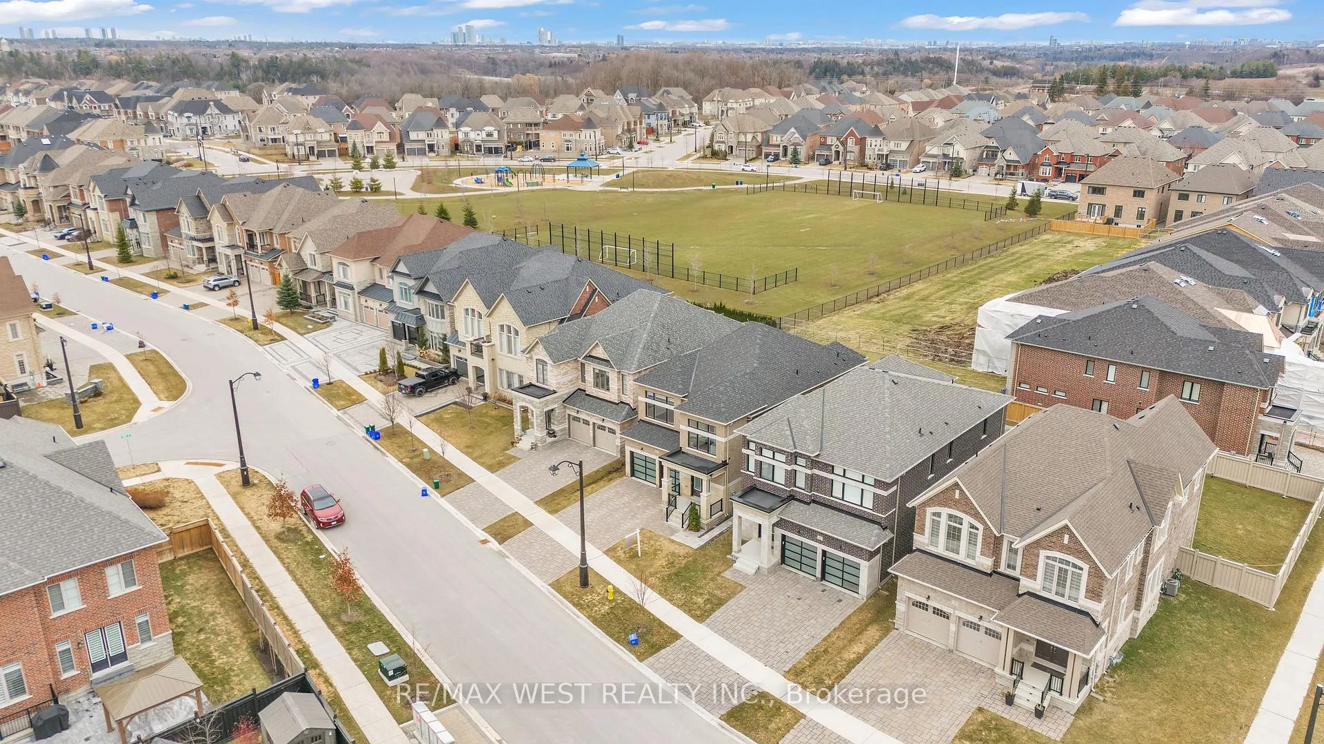 Photo 16 of Unit Lower, 65 Port Royal Avenue, Vaughan, Kleinburg — HOMEH
