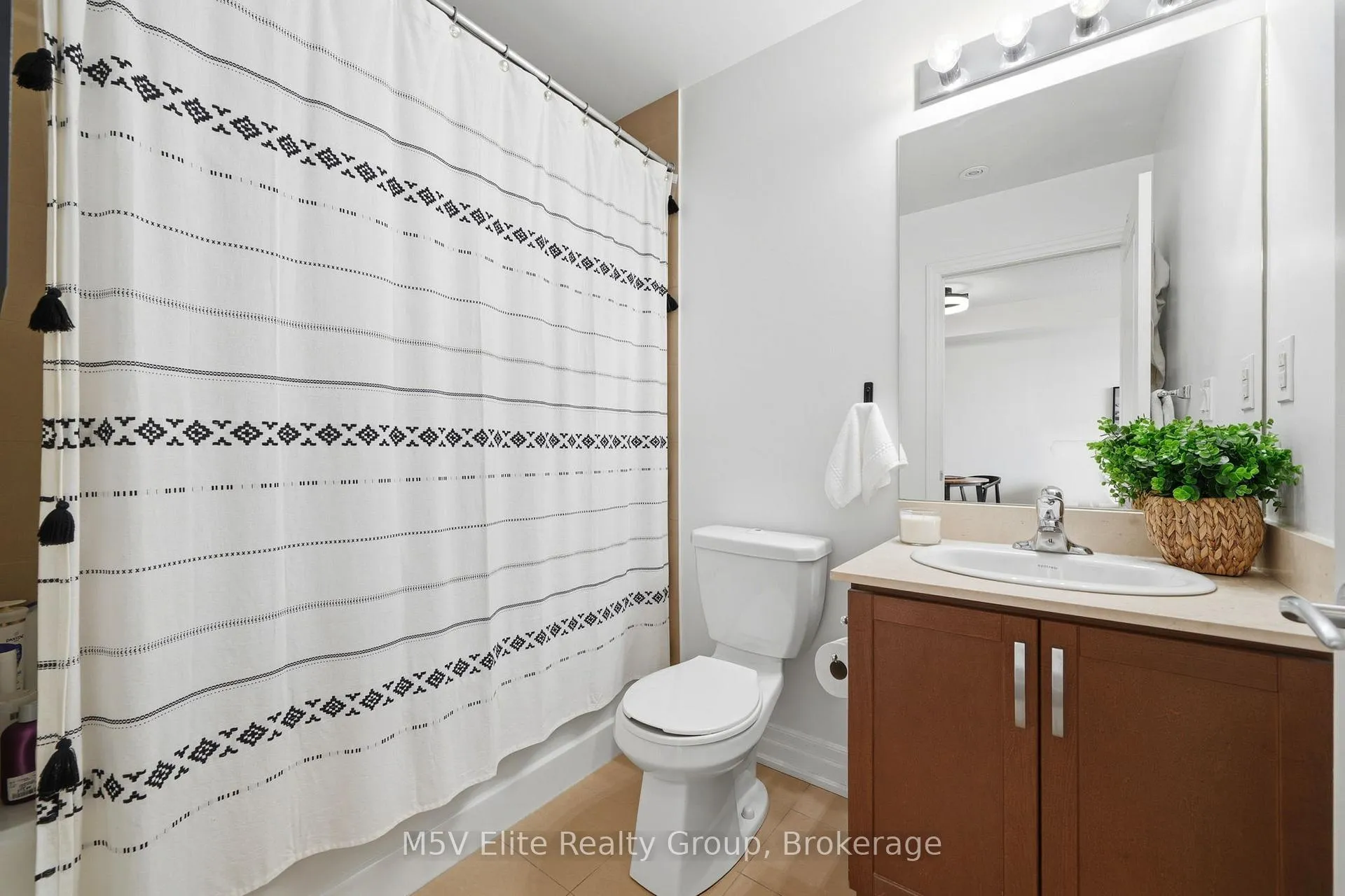 Photo 11 of Unit 330, 111 Civic Square Gate, Aurora, Bayview Wellington — HOMEH