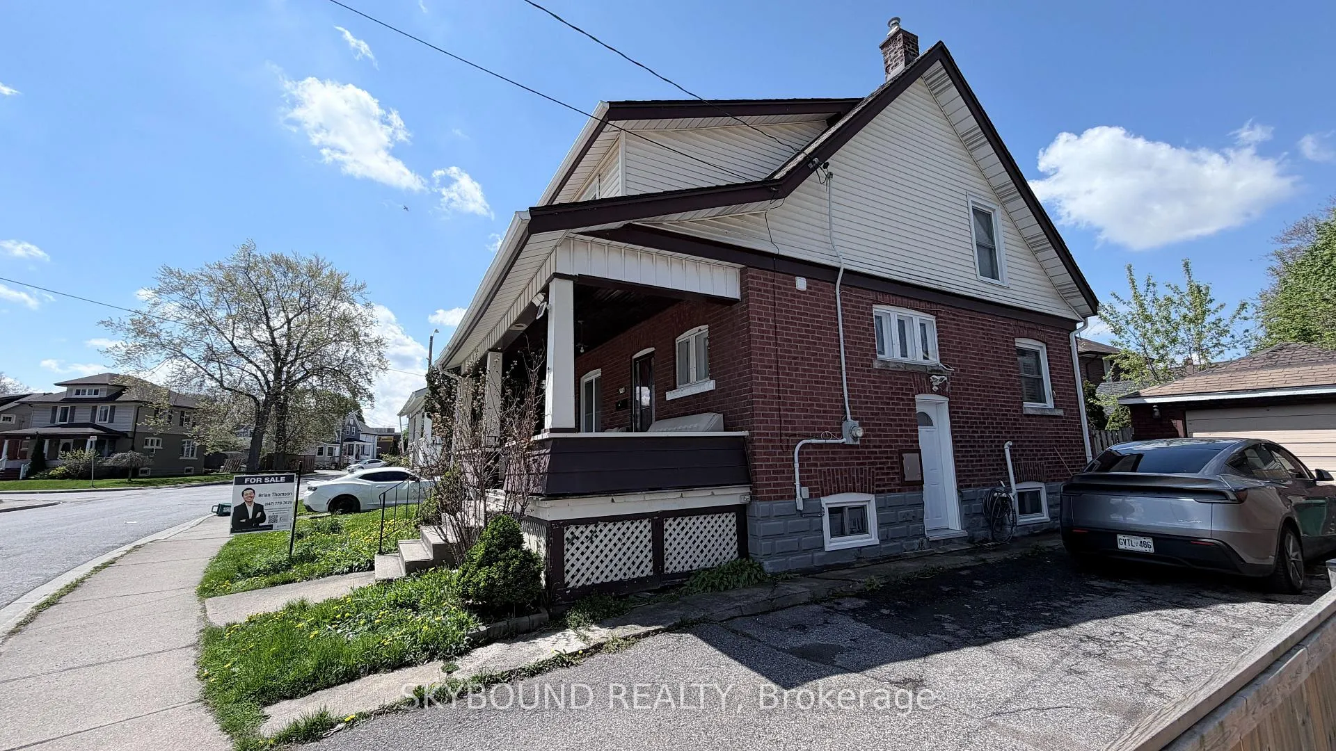 Photo 2 of 5113 St Lawrence Avenue, Niagara Falls, Downtown — HOMEH