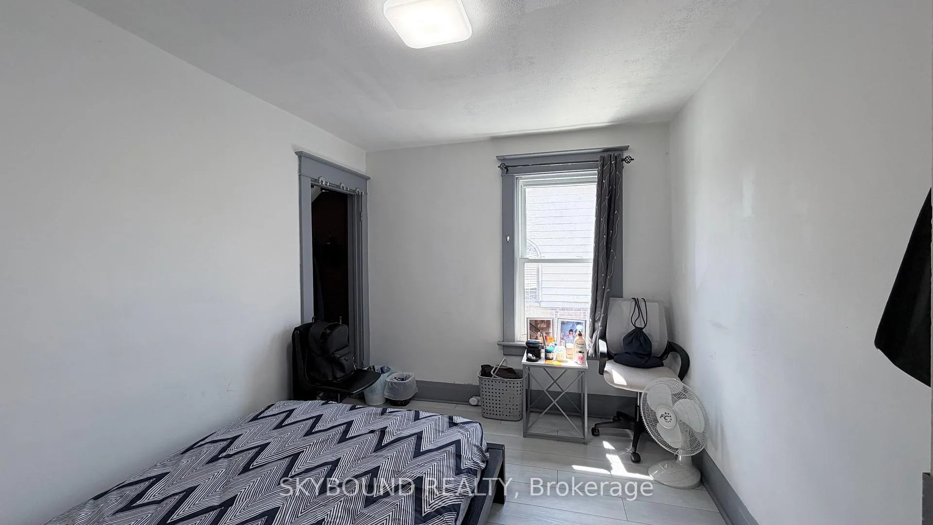 Photo 10 of 5113 St Lawrence Avenue, Niagara Falls, Downtown — HOMEH