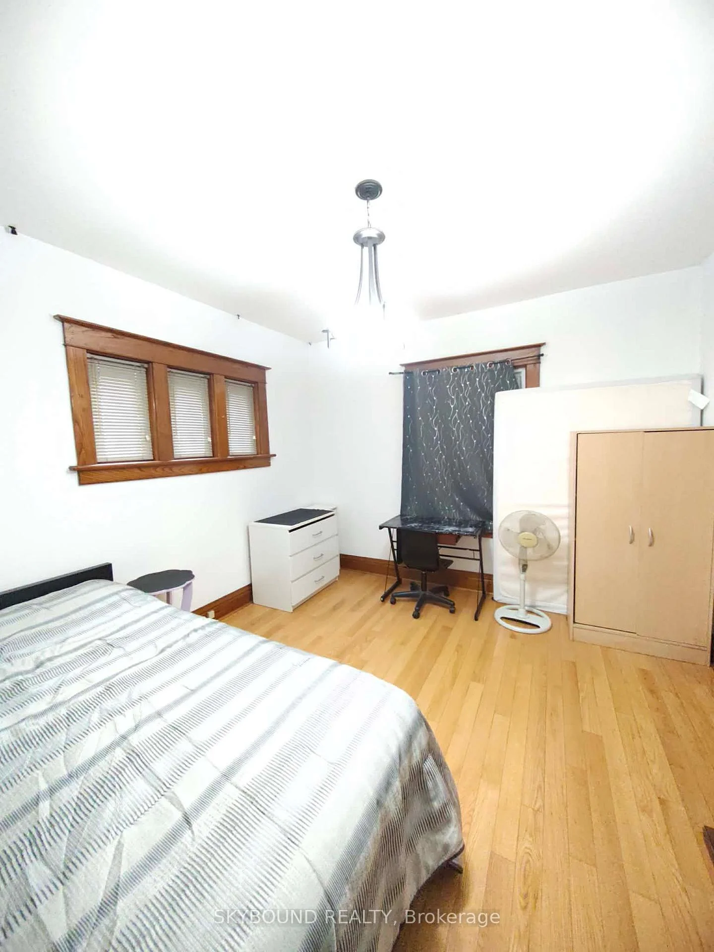 Photo 31 of 5113 St Lawrence Avenue, Niagara Falls, Downtown — HOMEH