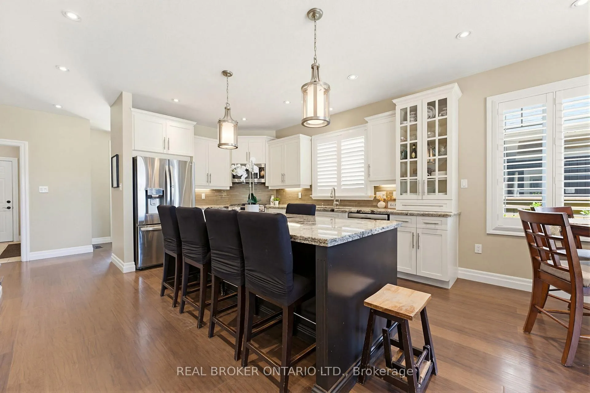 Photo 5 of 50 Cedar Street, Brant, Paris — HOMEH