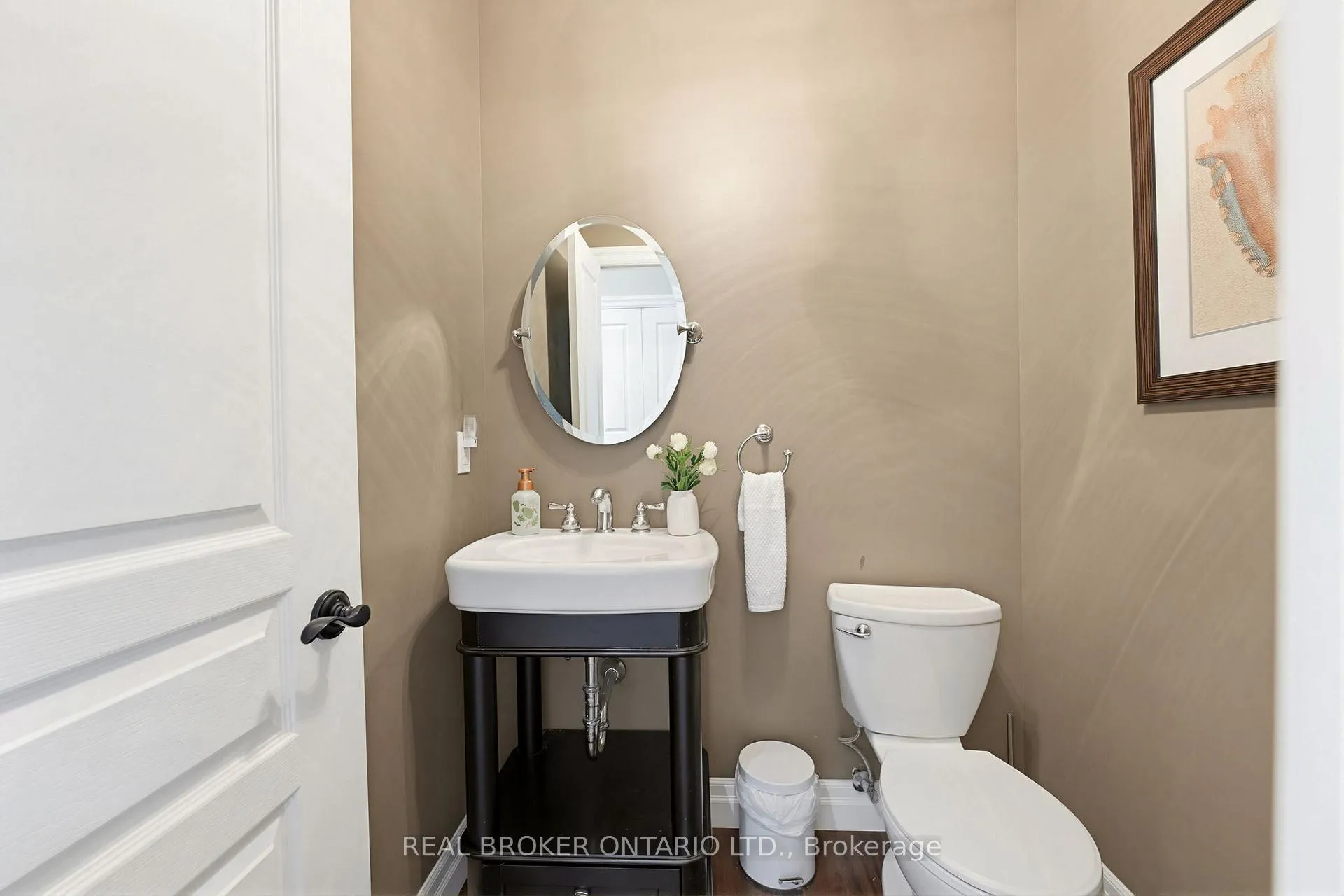 Photo 14 of 50 Cedar Street, Brant, Paris — HOMEH