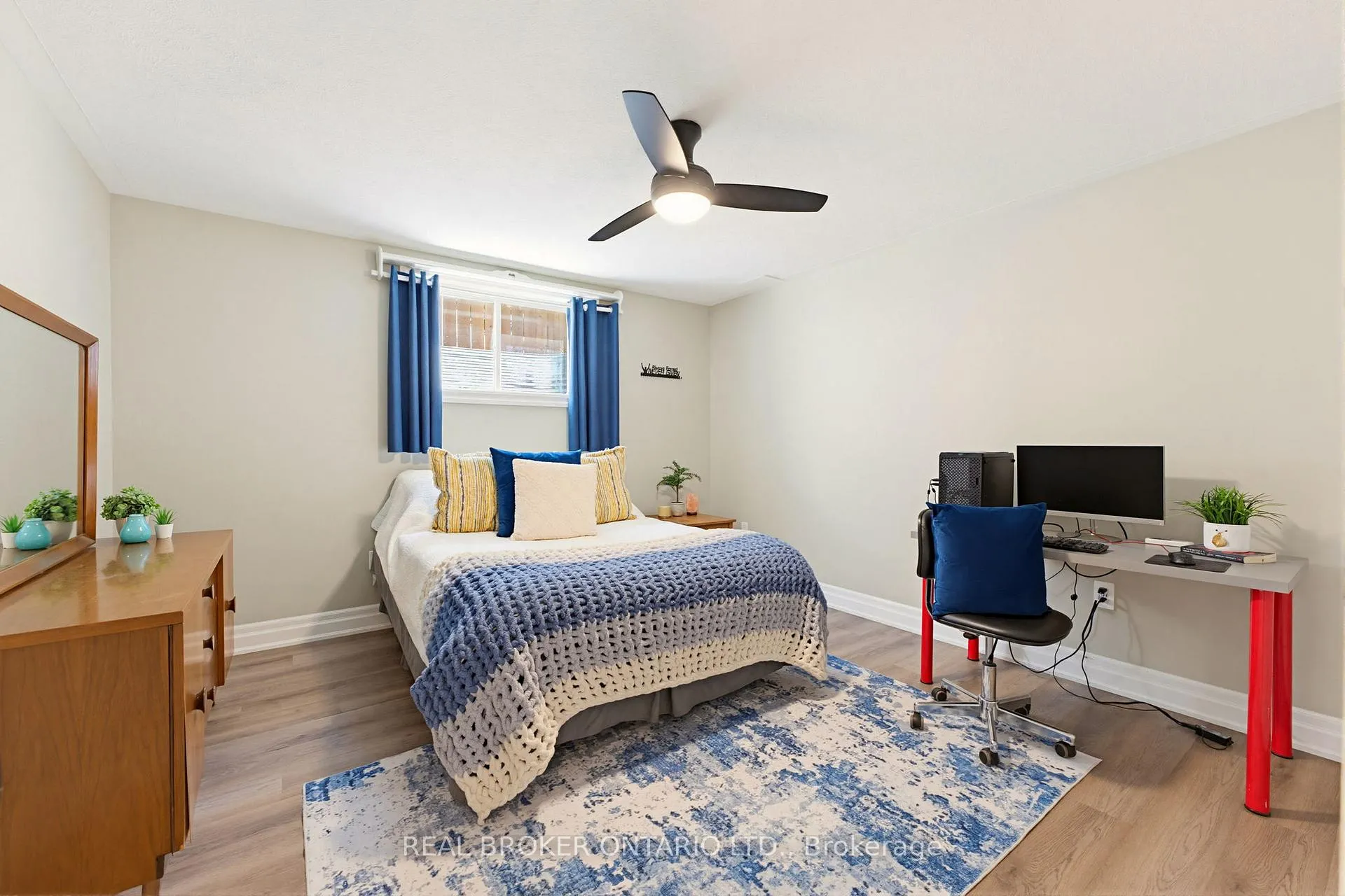 Photo 30 of 50 Cedar Street, Brant, Paris — HOMEH