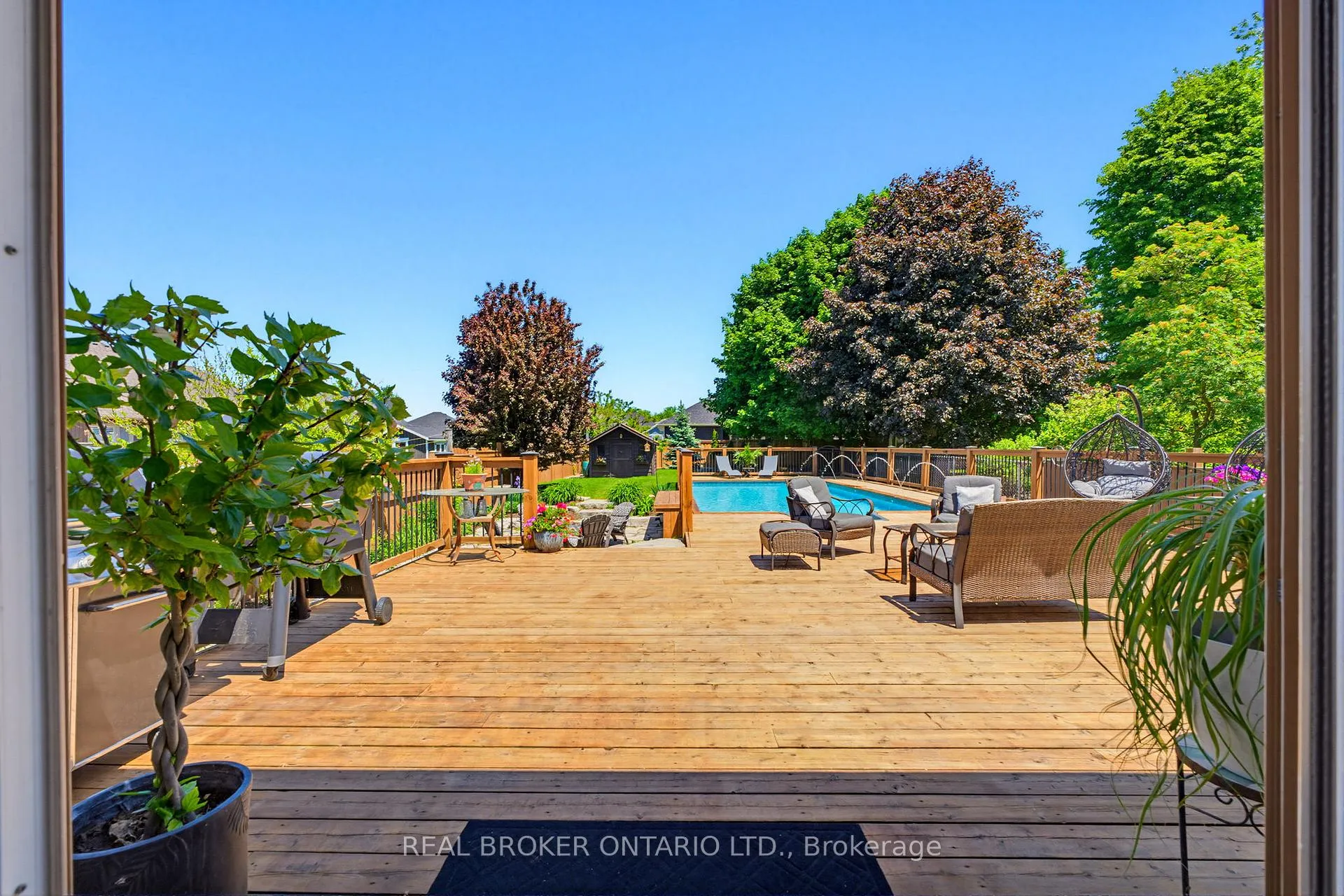 Photo 33 of 50 Cedar Street, Brant, Paris — HOMEH
