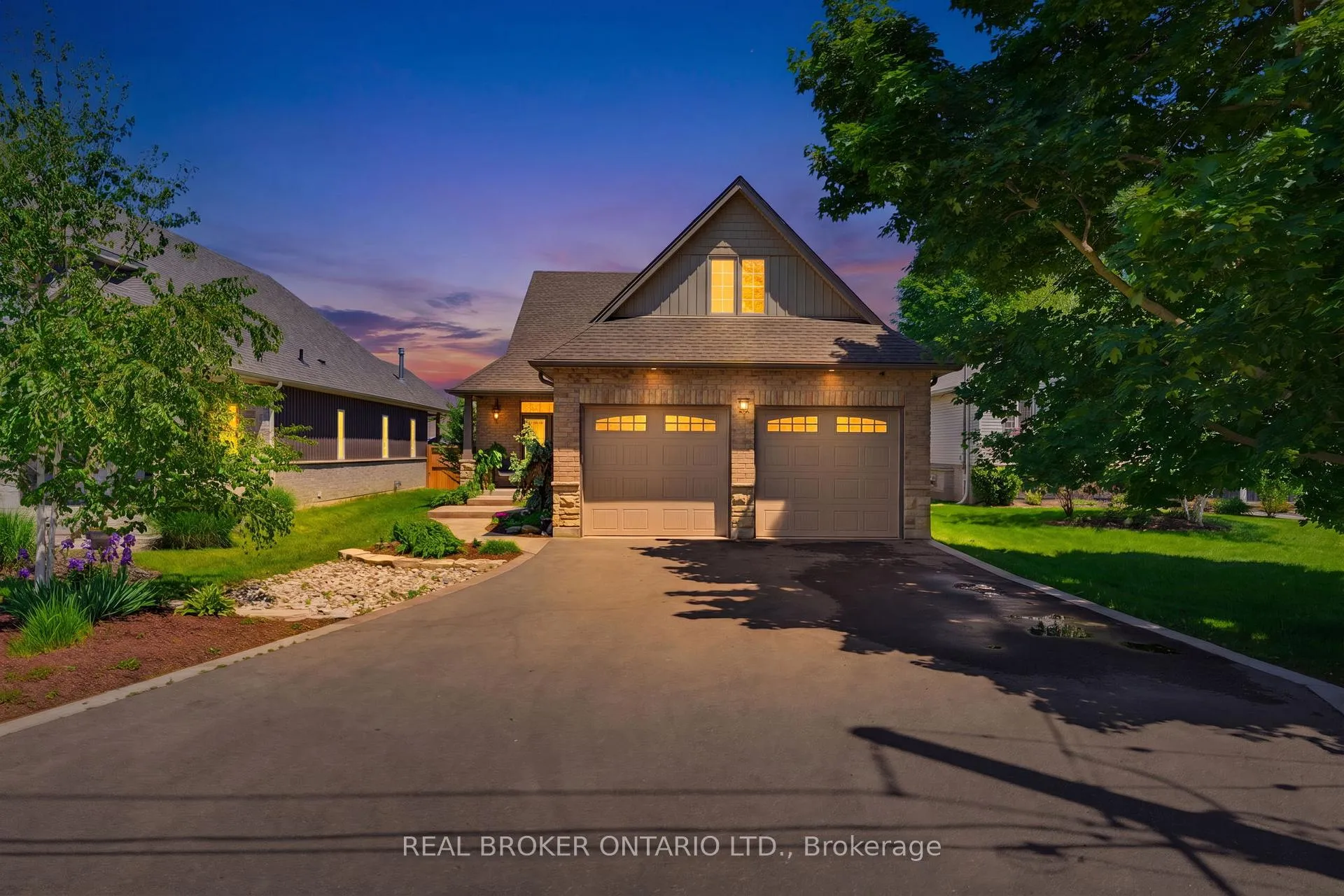 Photo 49 of 50 Cedar Street, Brant, Paris — HOMEH