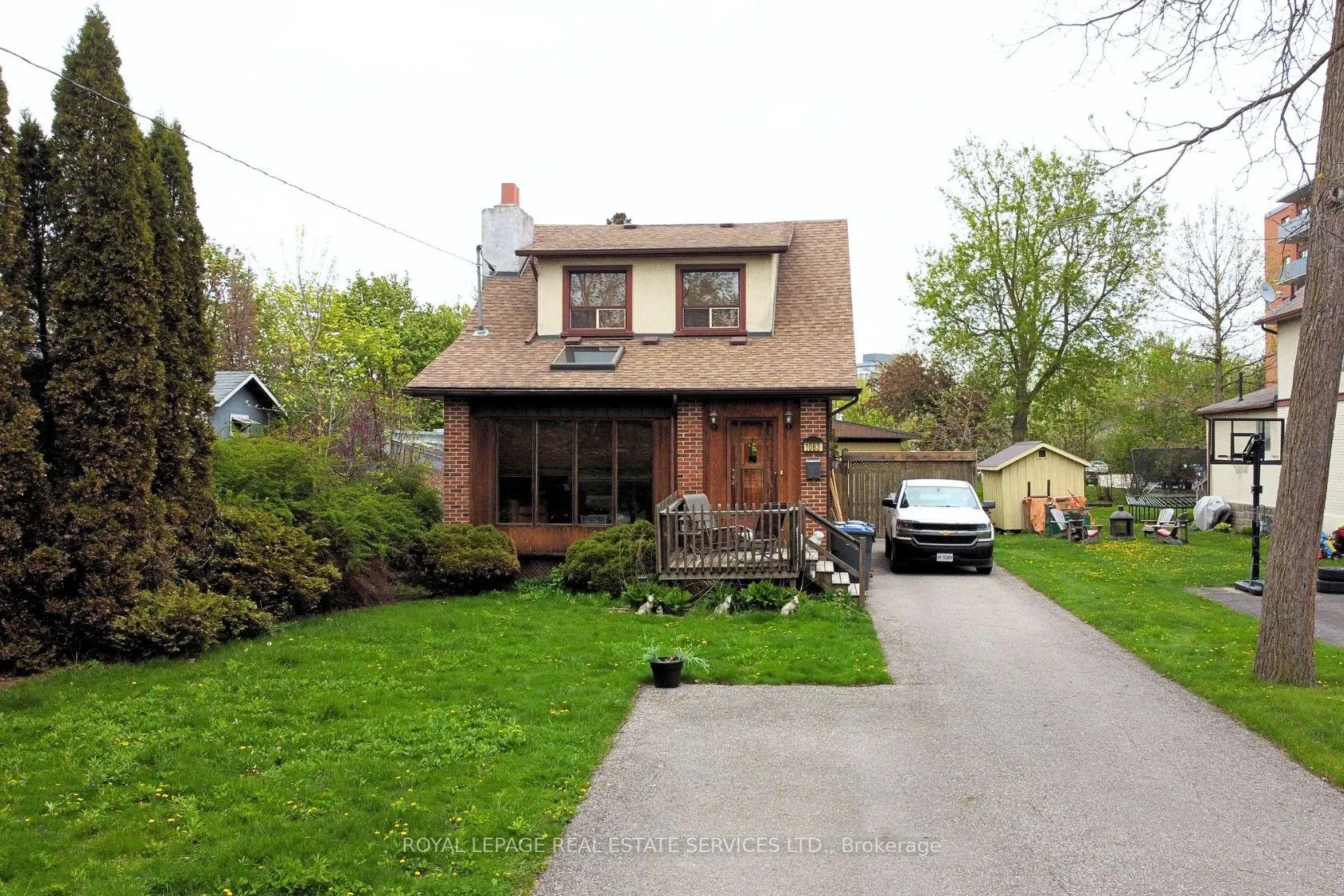 Photo 5 of 1083 Seneca Avenue, Mississauga, Port Credit — HOMEH