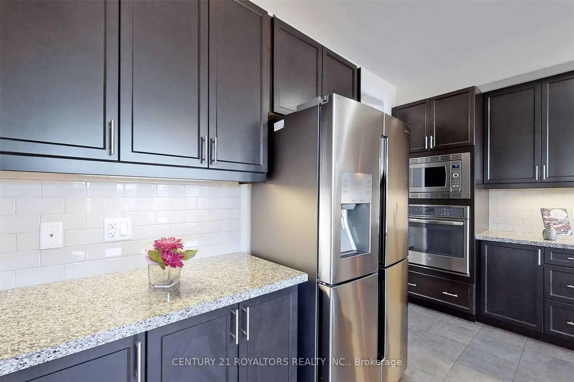 Photo 9 of 1572 Cahill Drive, Peterborough, Otonabee Ward 1 — HOMEH